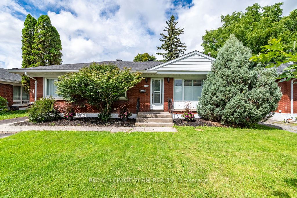2141 Belair Drive, Belair Park - Copeland Park and Area, ON K2C 0X2