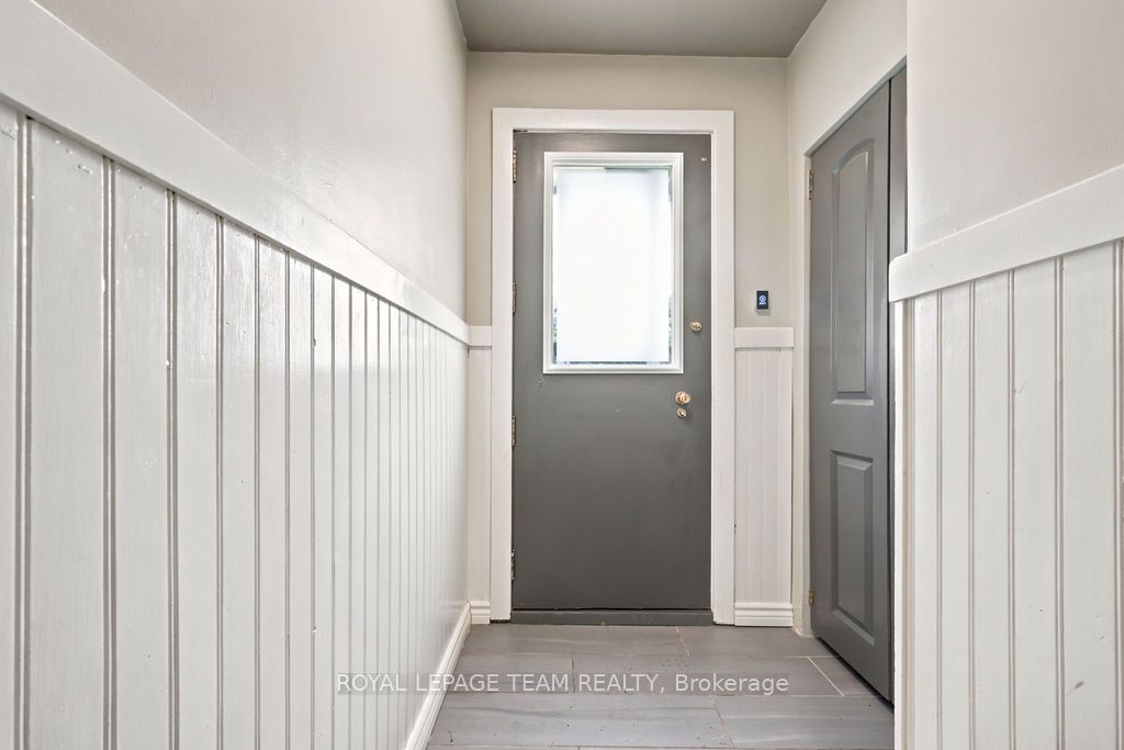 2141 Belair Drive, Belair Park - Copeland Park and Area, ON K2C 0X2 photo 4