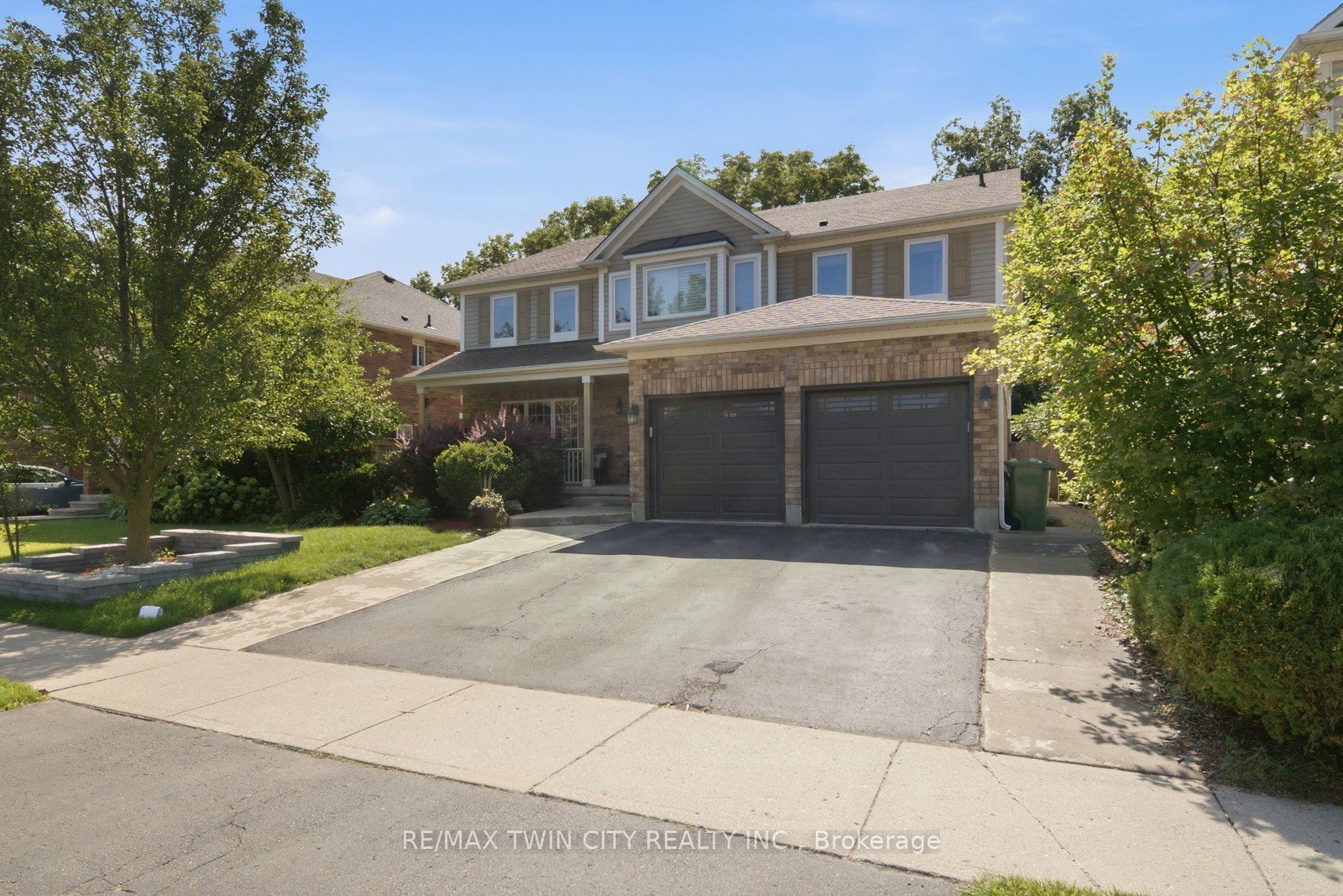 33 Hunter Way, Brantford, ON N3T 6S3 photo 2