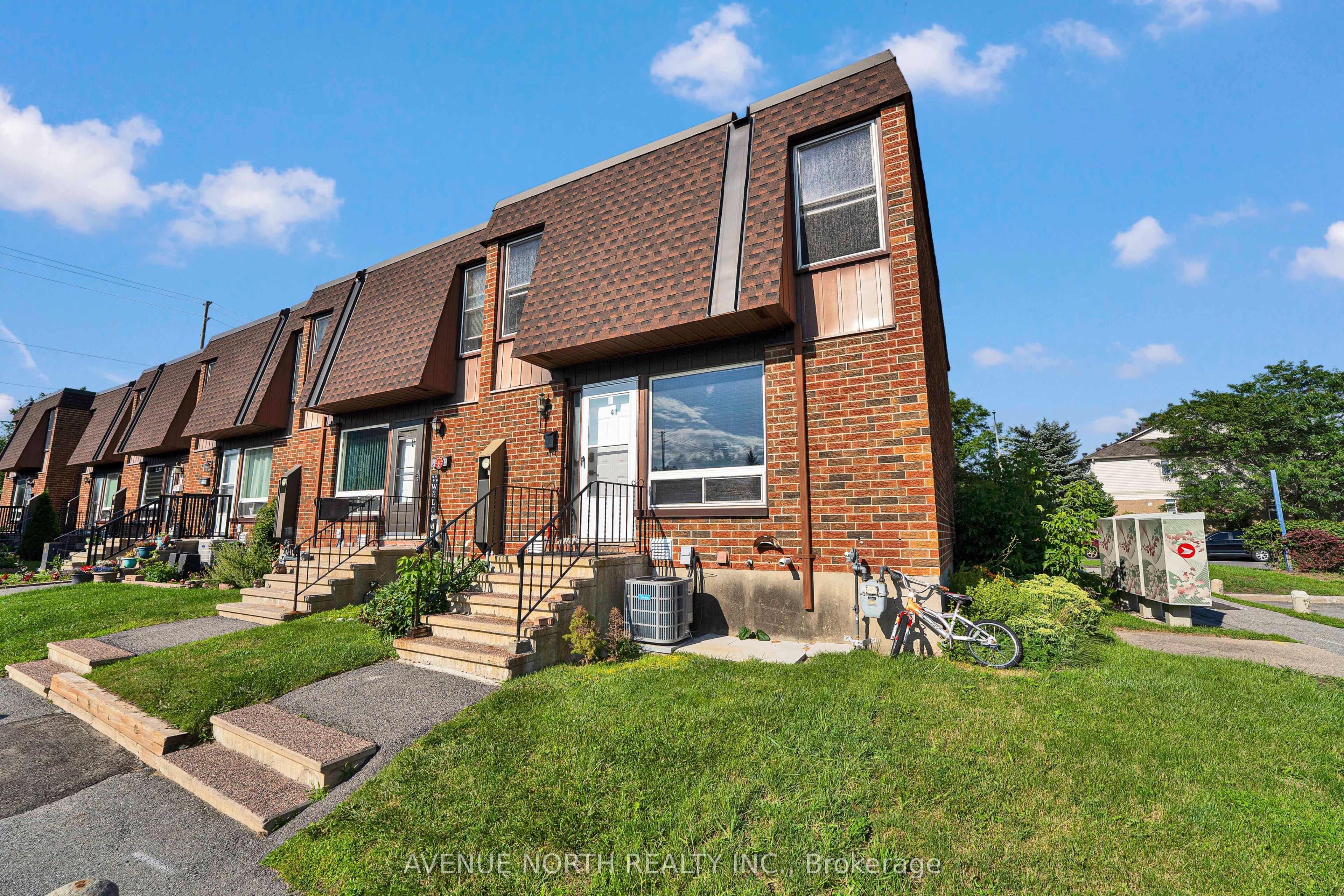 3520 Downpatrick Road 41, Hunt Club - Windsor Park Village and Area, ON K1V 8T4 photo 2