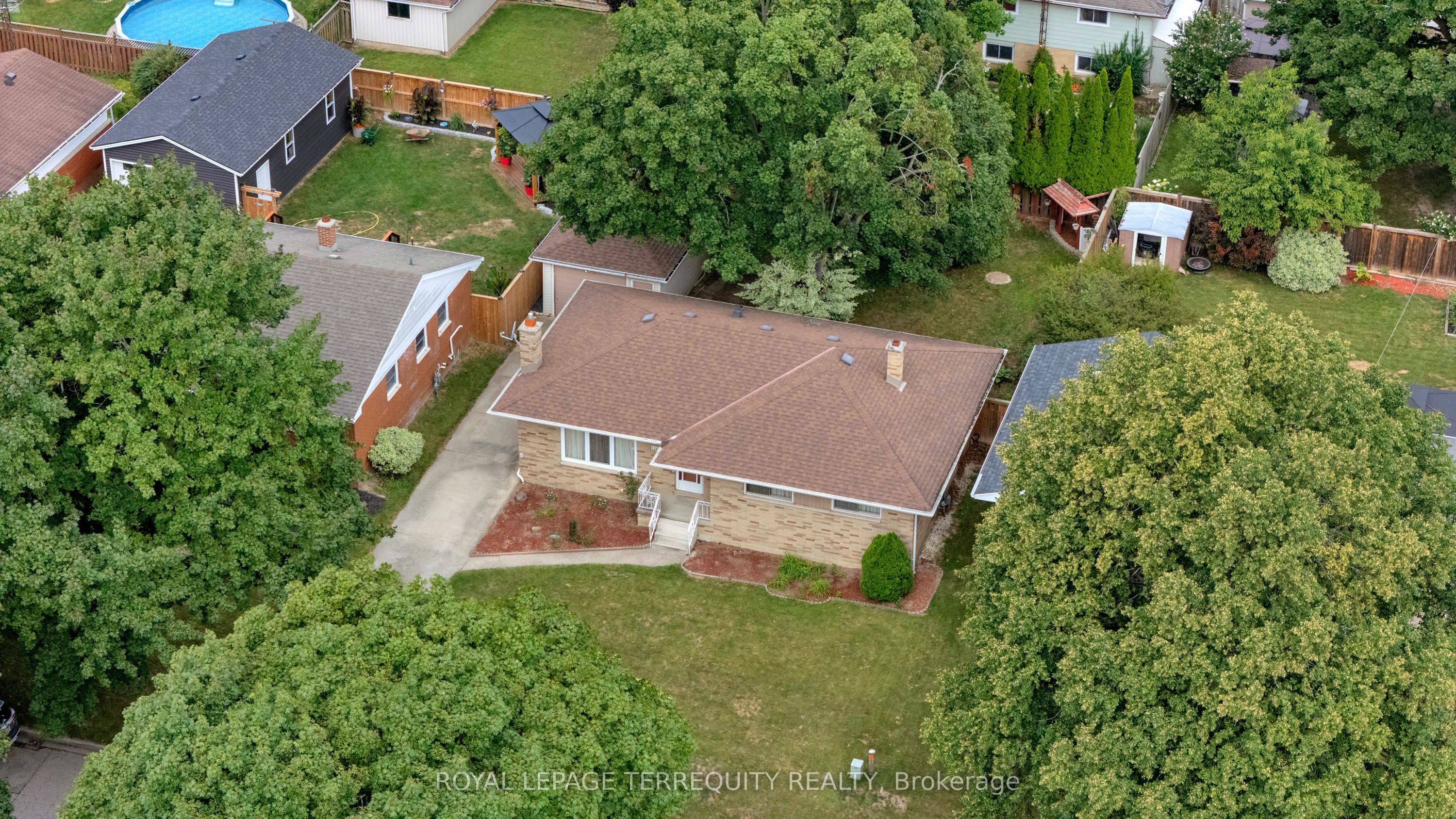 126 Partridge Crescent, Chatham-Kent, ON N7L 1E9 photo 3