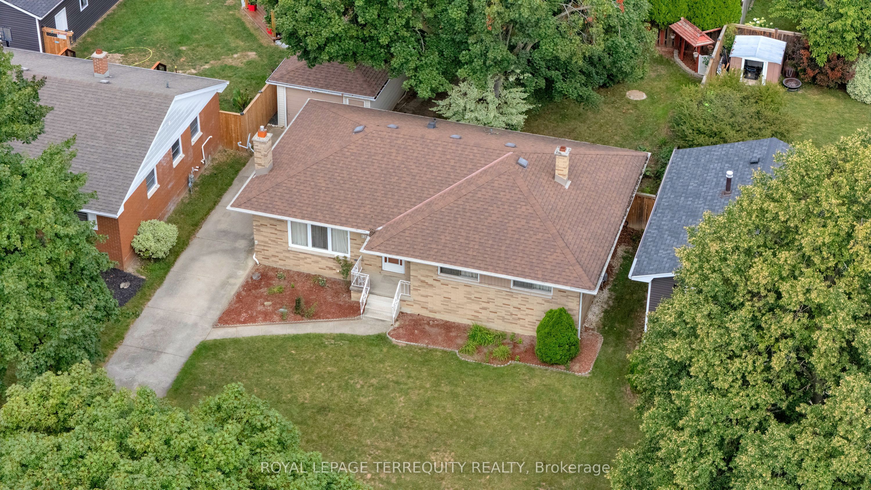 126 Partridge Crescent, Chatham-Kent, ON N7L 1E9 photo 4