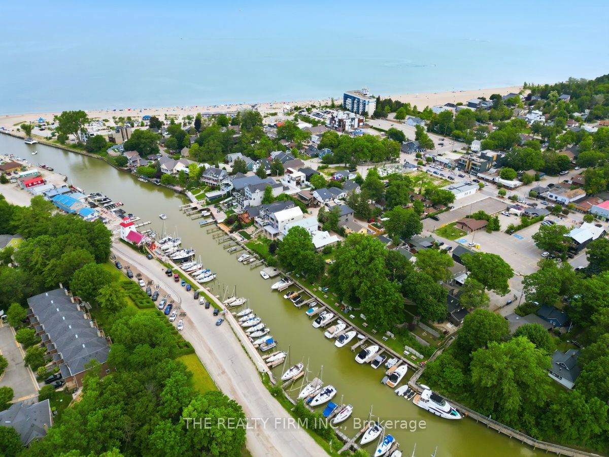 48 Lake Road, Lambton Shores, ON N0M 1T0 photo 5