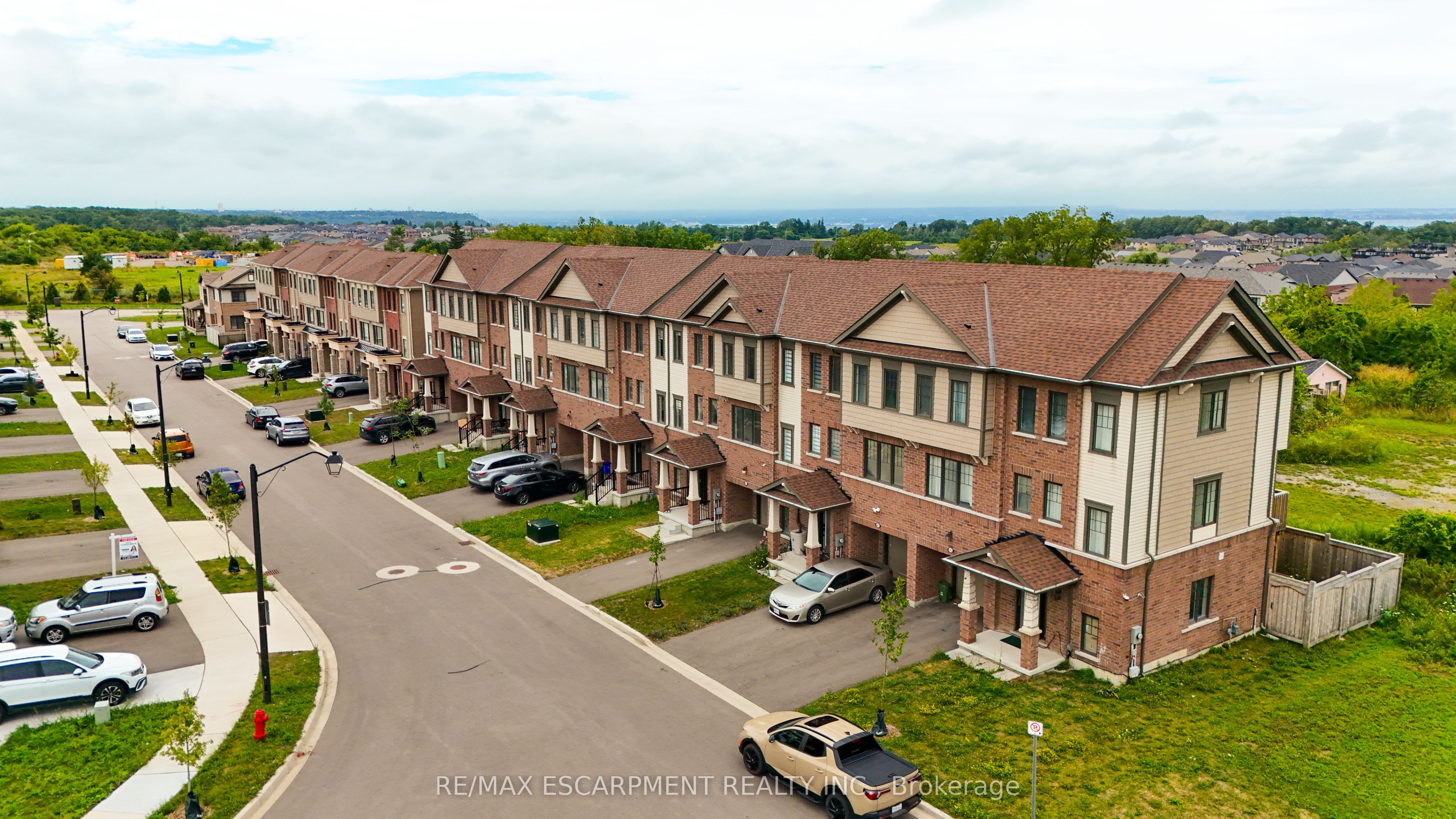 41 Utter Place, Hamilton, ON L8J 0H7 photo 3