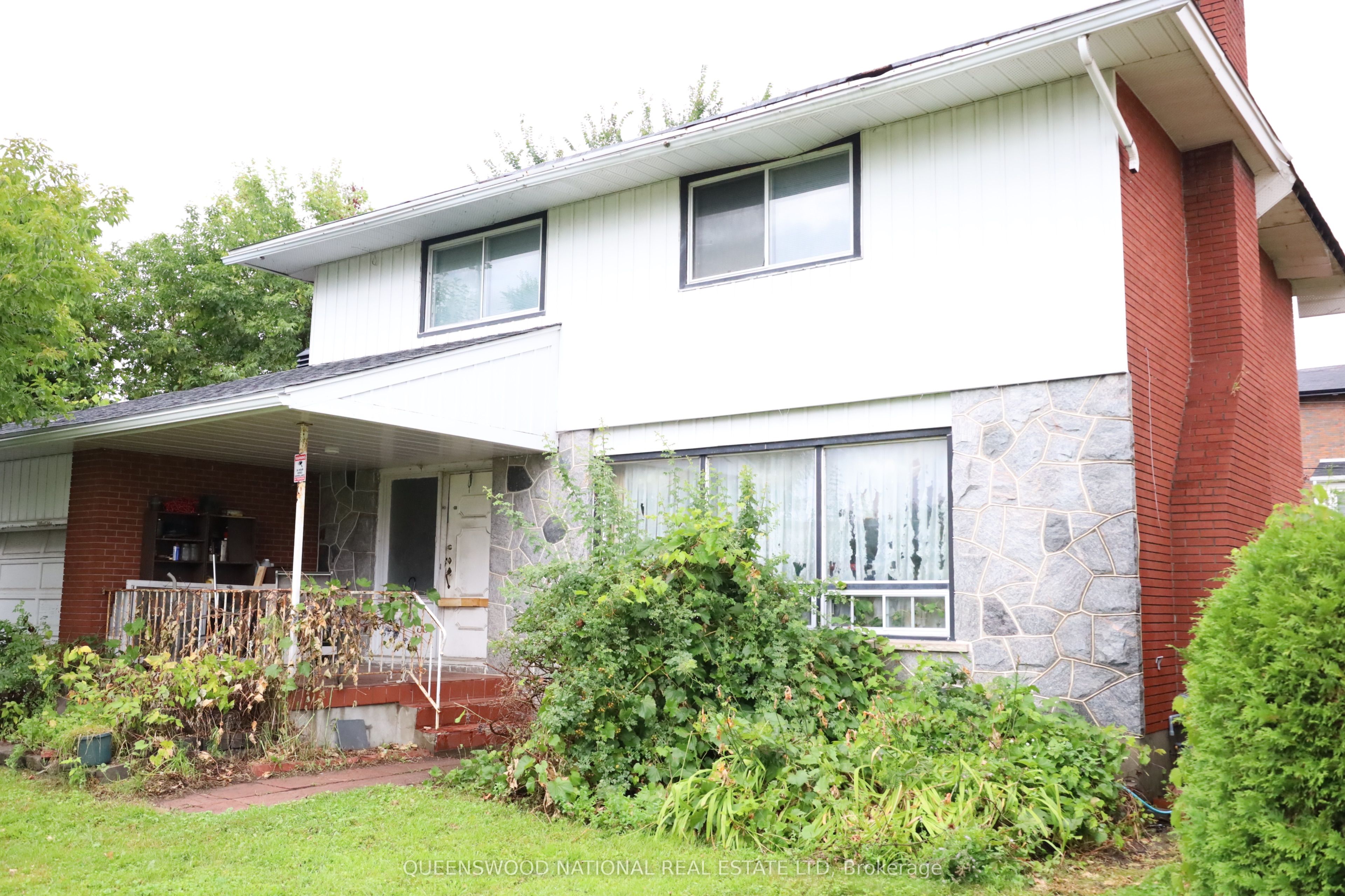 7 Burgess Avenue, Crystal Bay - Rocky Point - Bayshore, ON K2B 7W8 photo 2
