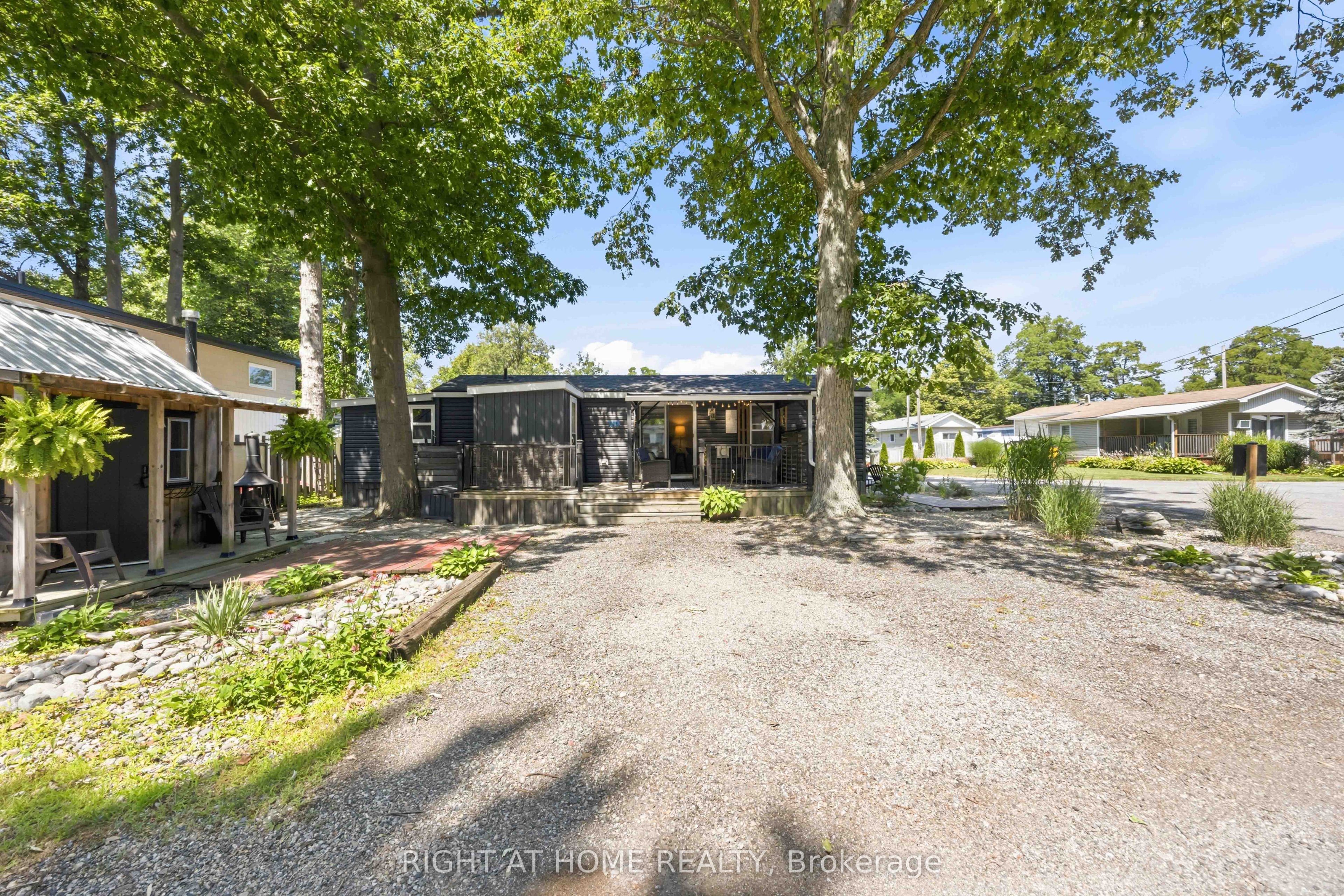 2891 Old Lakeshore Road 13, Sarnia, ON N0N 1C0 photo 4