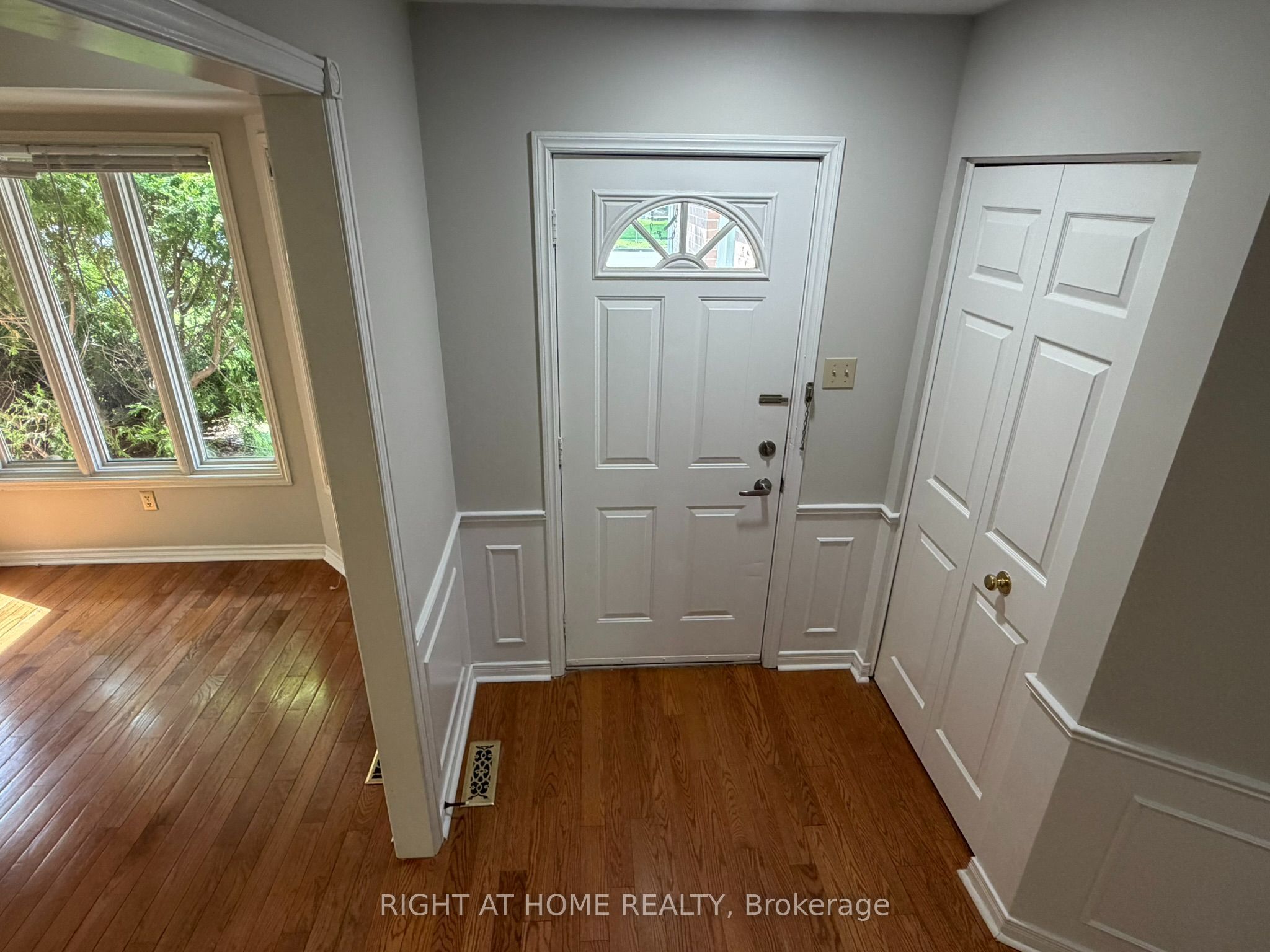 1004 ALDERSBROOK Road, London North, ON N6G 4N5 photo 4
