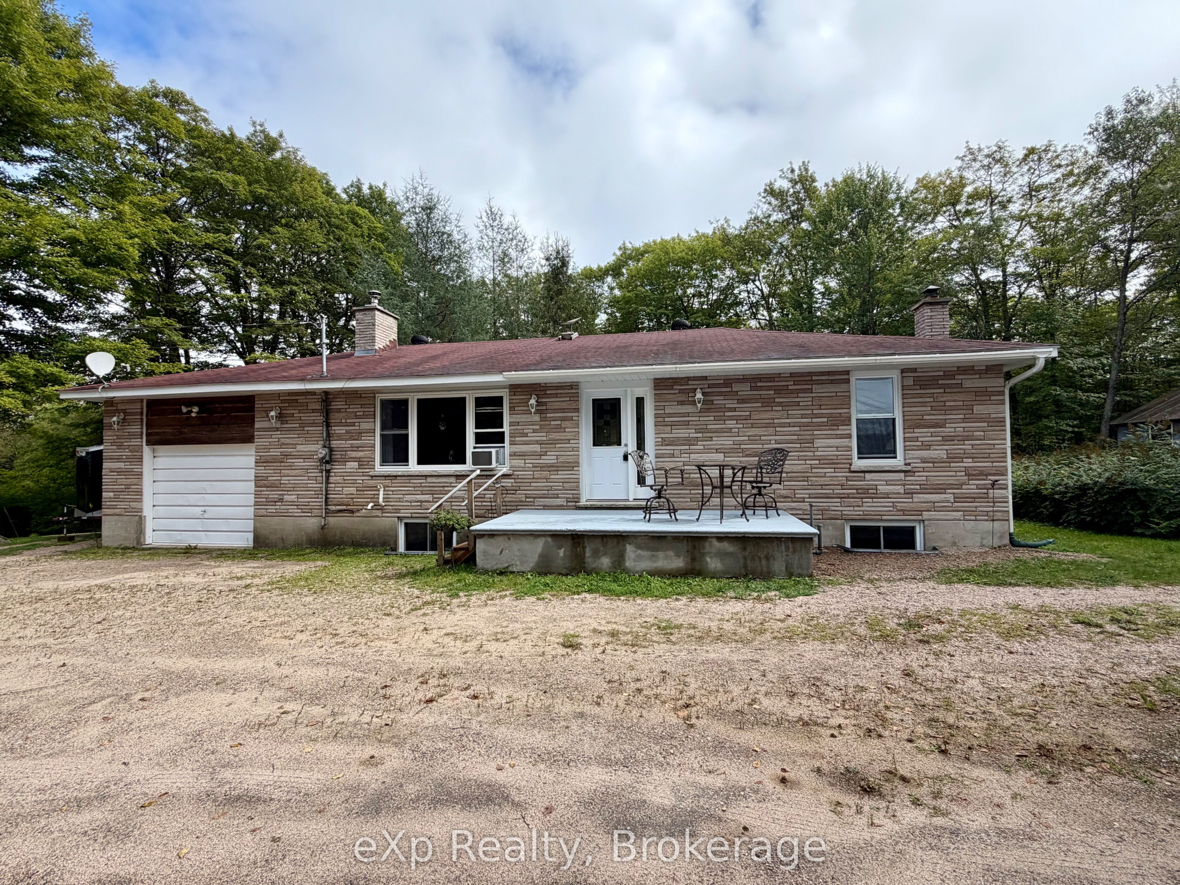1643 and 1671 Eagle Lake Road, Machar, ON P0A 1X0 photo 2