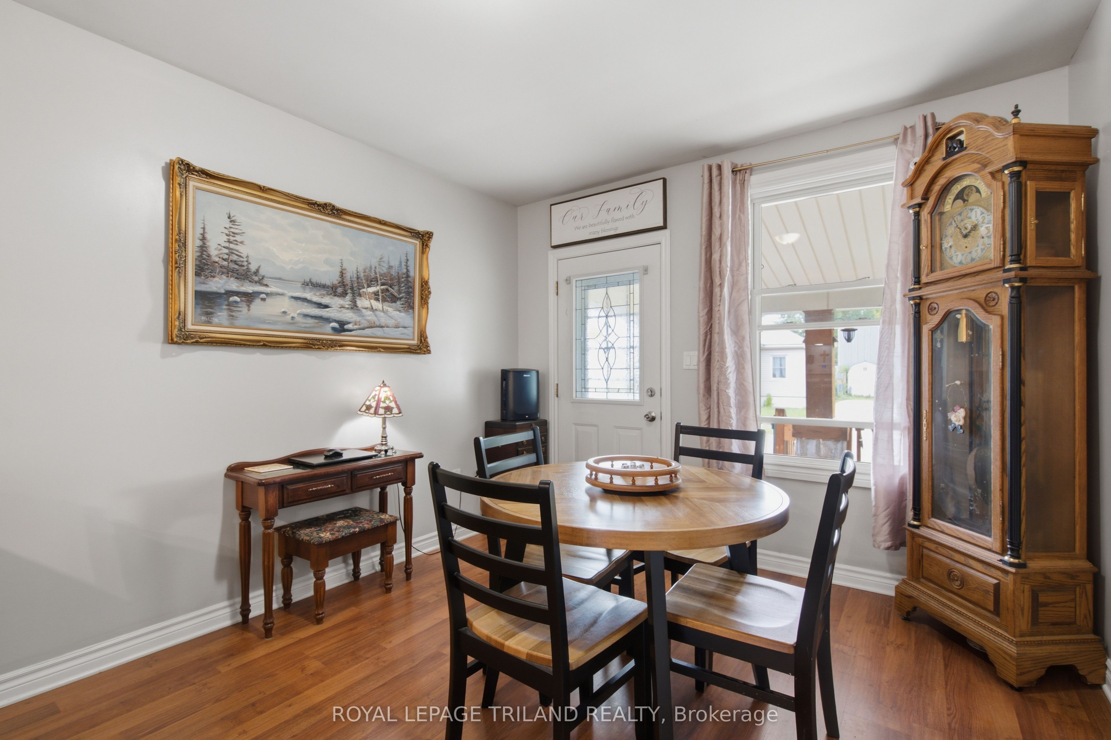 132 Oak Street, London East, ON N5Z 2H6 photo 3