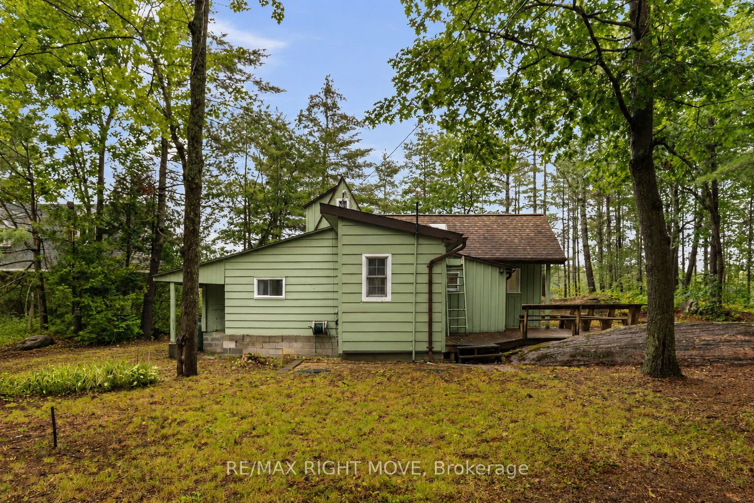 1041 1700 Road 1, Gravenhurst, ON P0E 1G0 photo 2