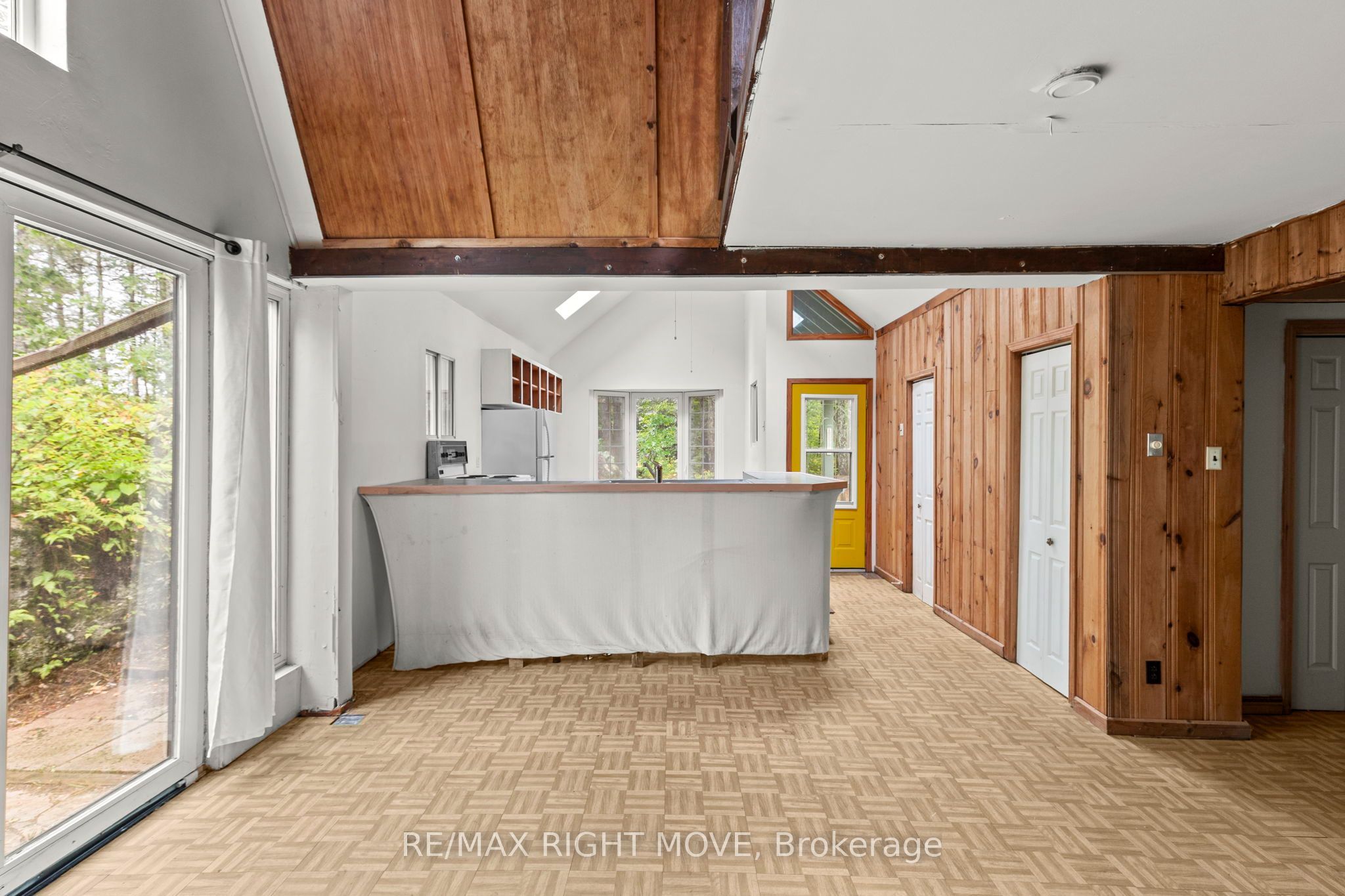 1041 1700 Road 1, Gravenhurst, ON P0E 1G0 photo 5