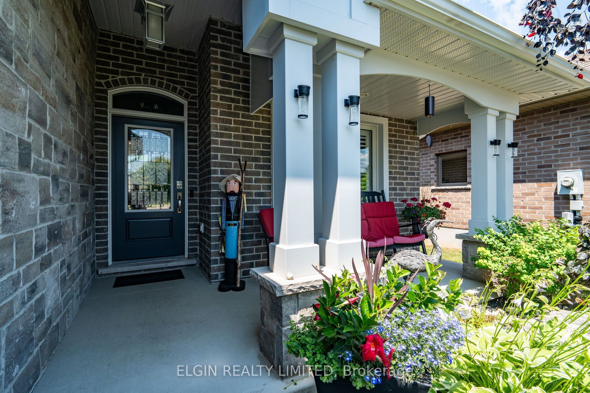 392 Larry Street, Central Elgin, ON N5L 0A6 photo 4