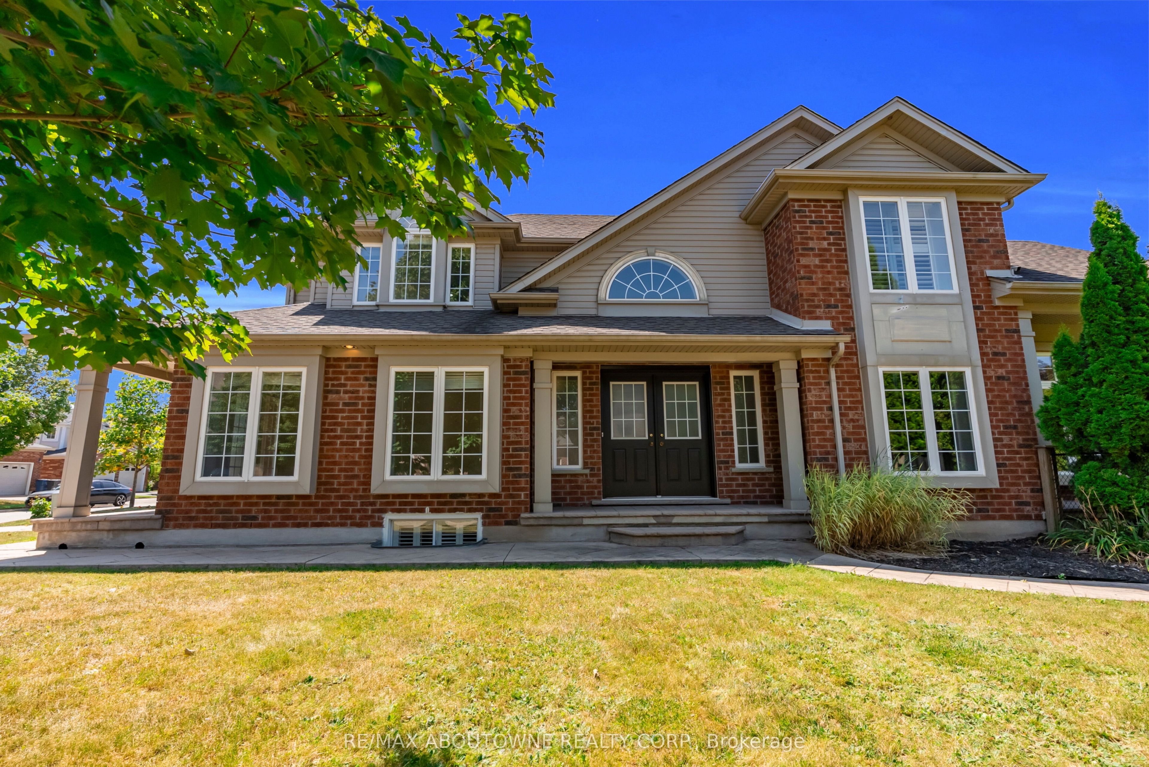 18 Haney Drive, Guelph, ON N1L 1N7 photo 2