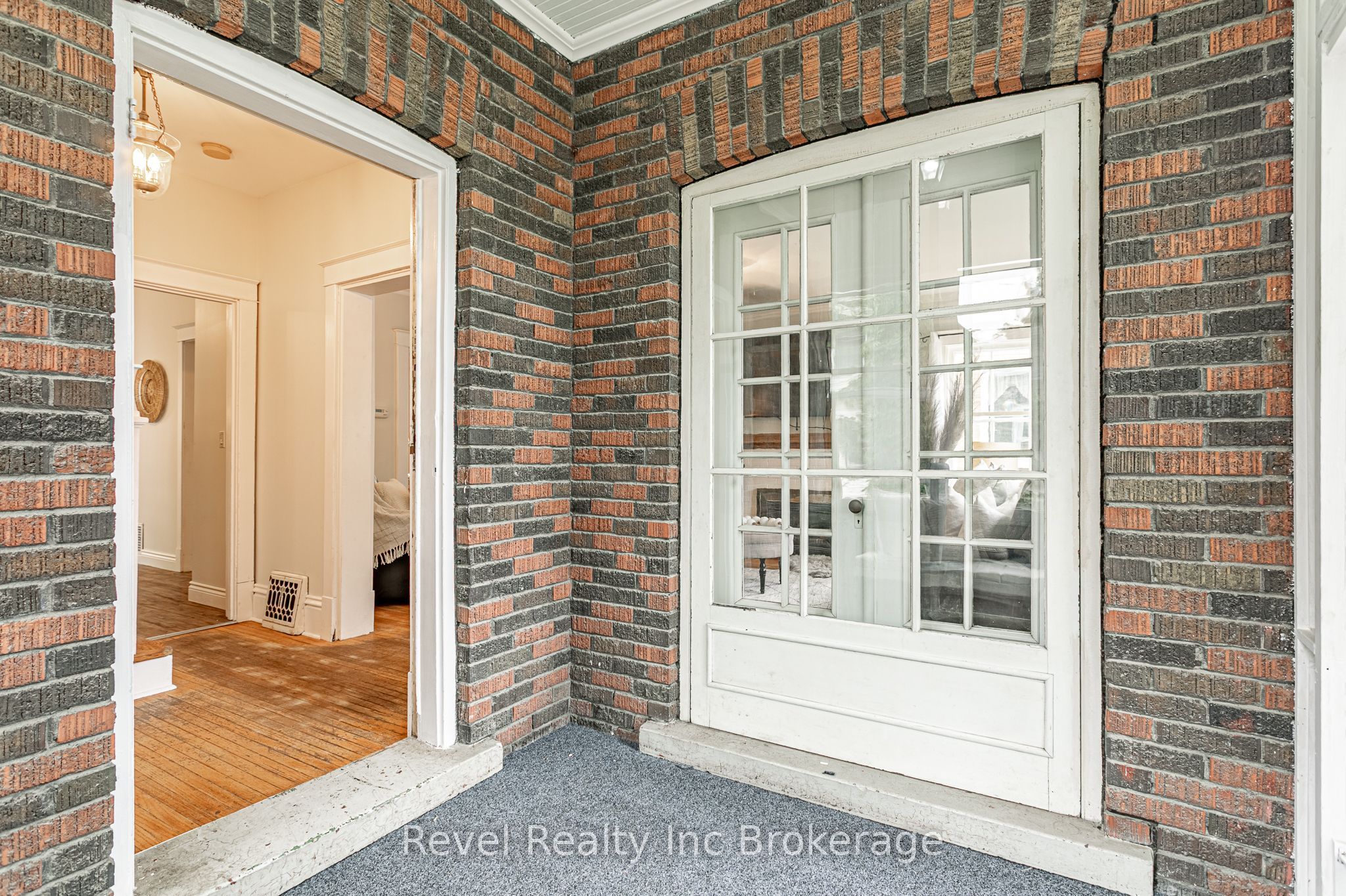 95 Concession Street, Ingersoll, ON N5C 1E9 photo 4