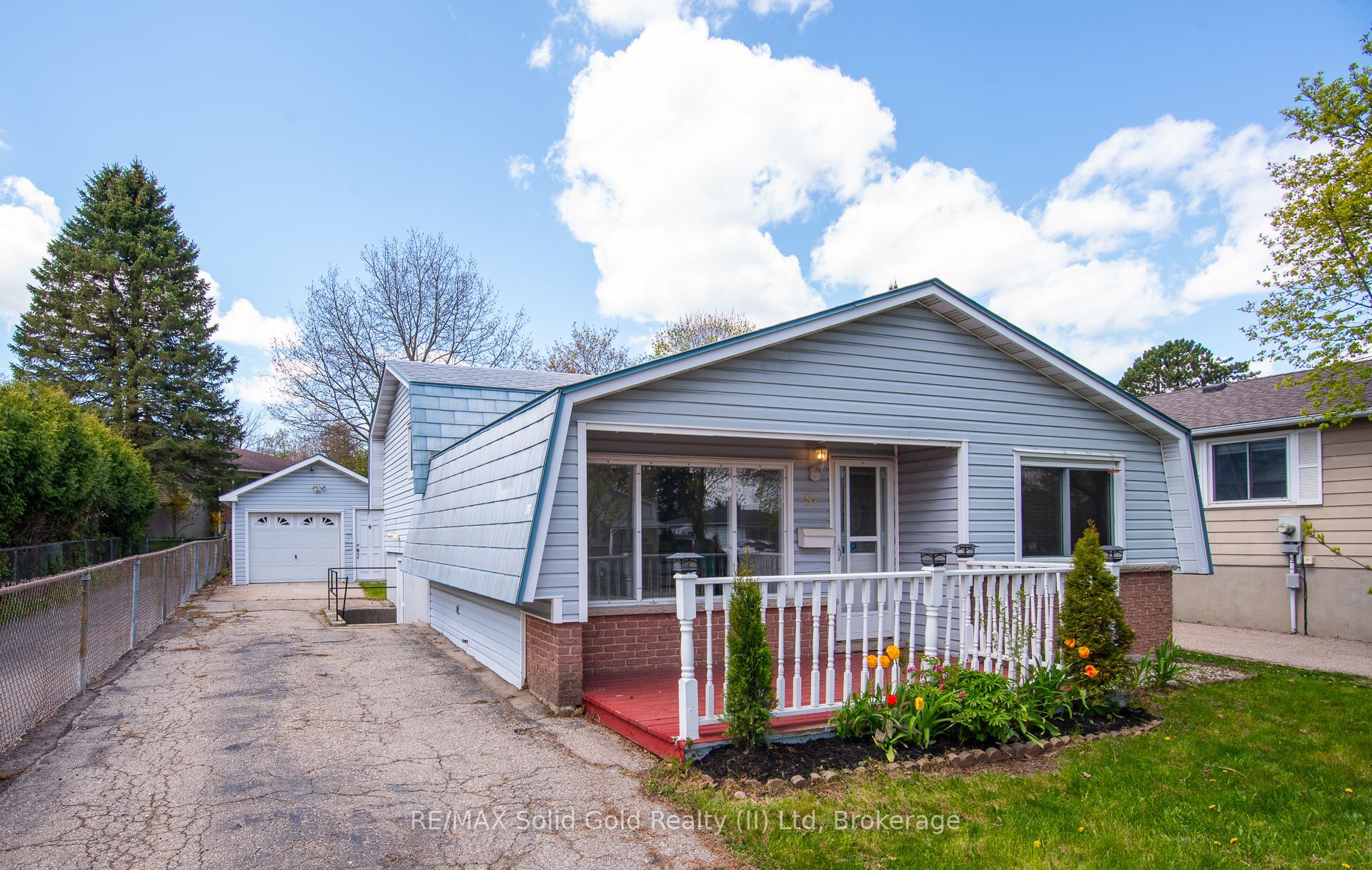 87 Christopher Drive, Waterloo, ON N2J 4J6 photo 4