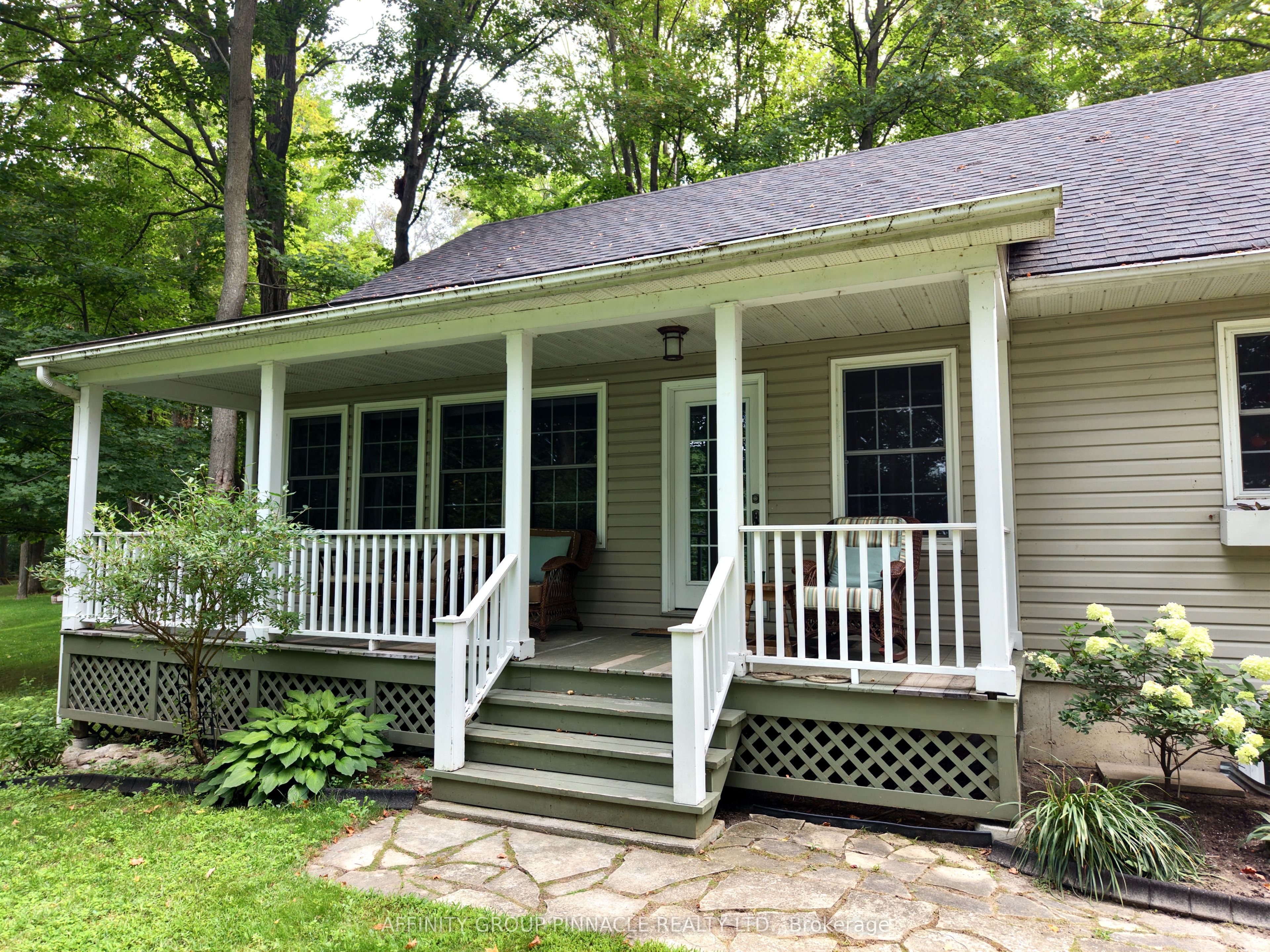 38 Westview Drive, Kawartha Lakes, ON K0L 2W0 photo 2