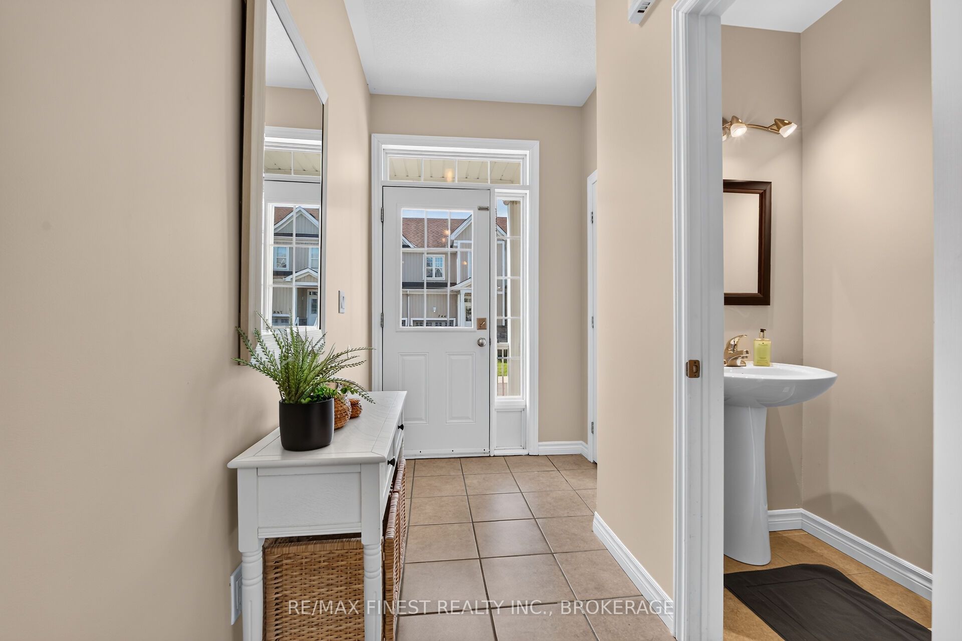 767 Newmarket Lane, Kingston, ON K7K 0C8 photo 4