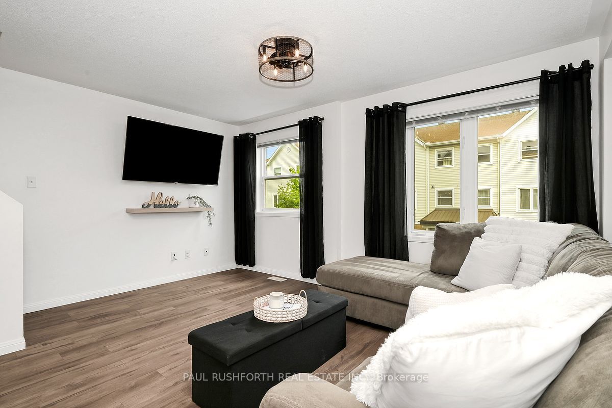 766 Sanibel Private, Bells Corners and South to Fallowfield, ON K2H 0A8 photo 5