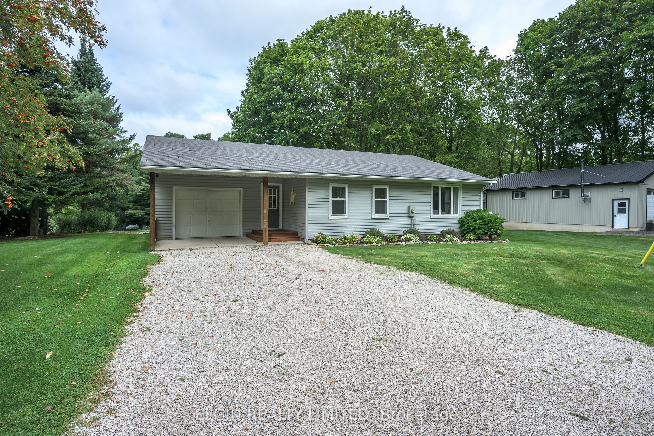 37388 LAKE Line, Southwold, ON N5L 1J1