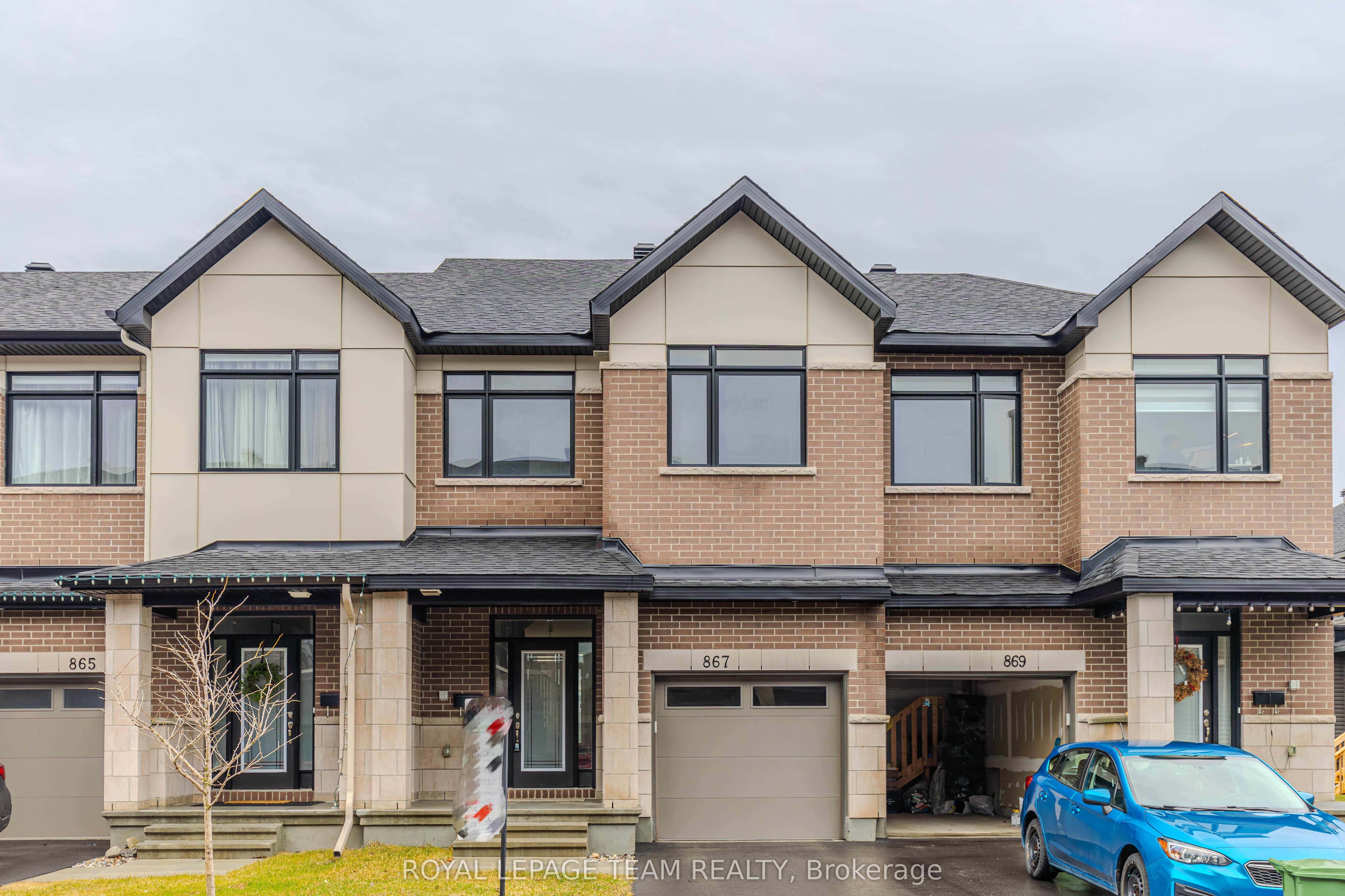 867 Anciano Crescent, Kanata, ON K2S 2R8