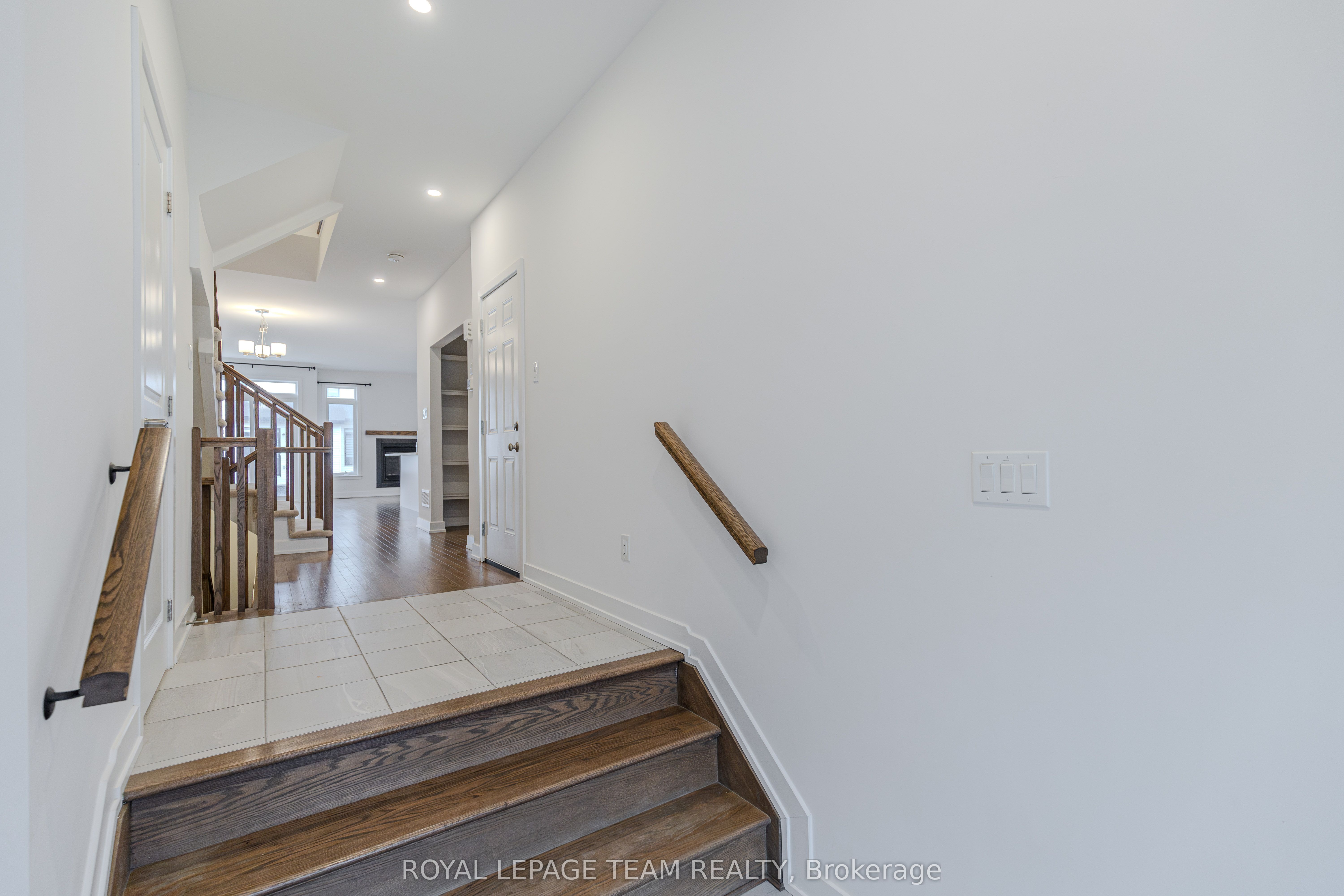 867 Anciano Crescent, Kanata, ON K2S 2R8 photo 4