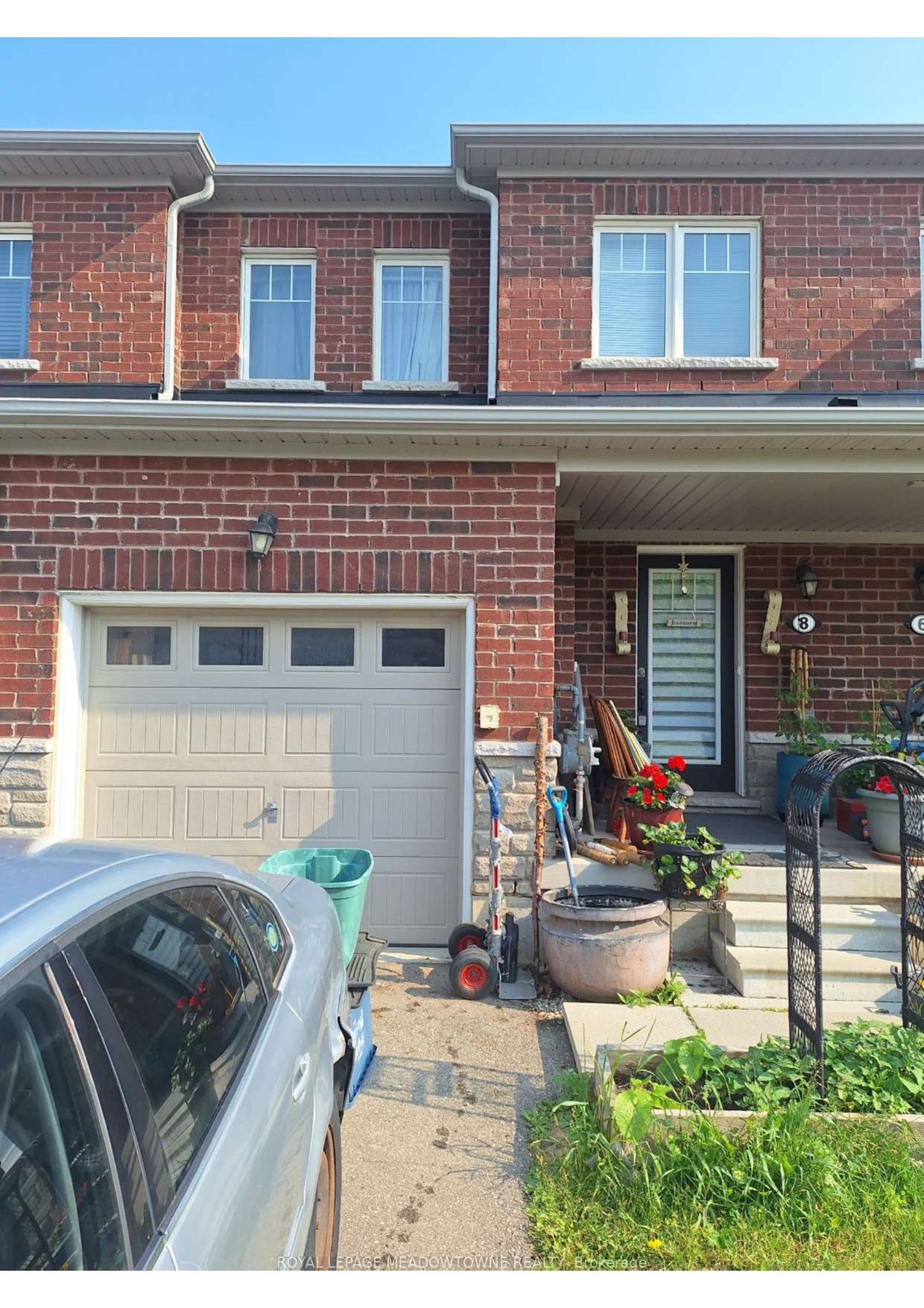 8 Longboat Run, Brantford, ON N3T 0P3 photo 2