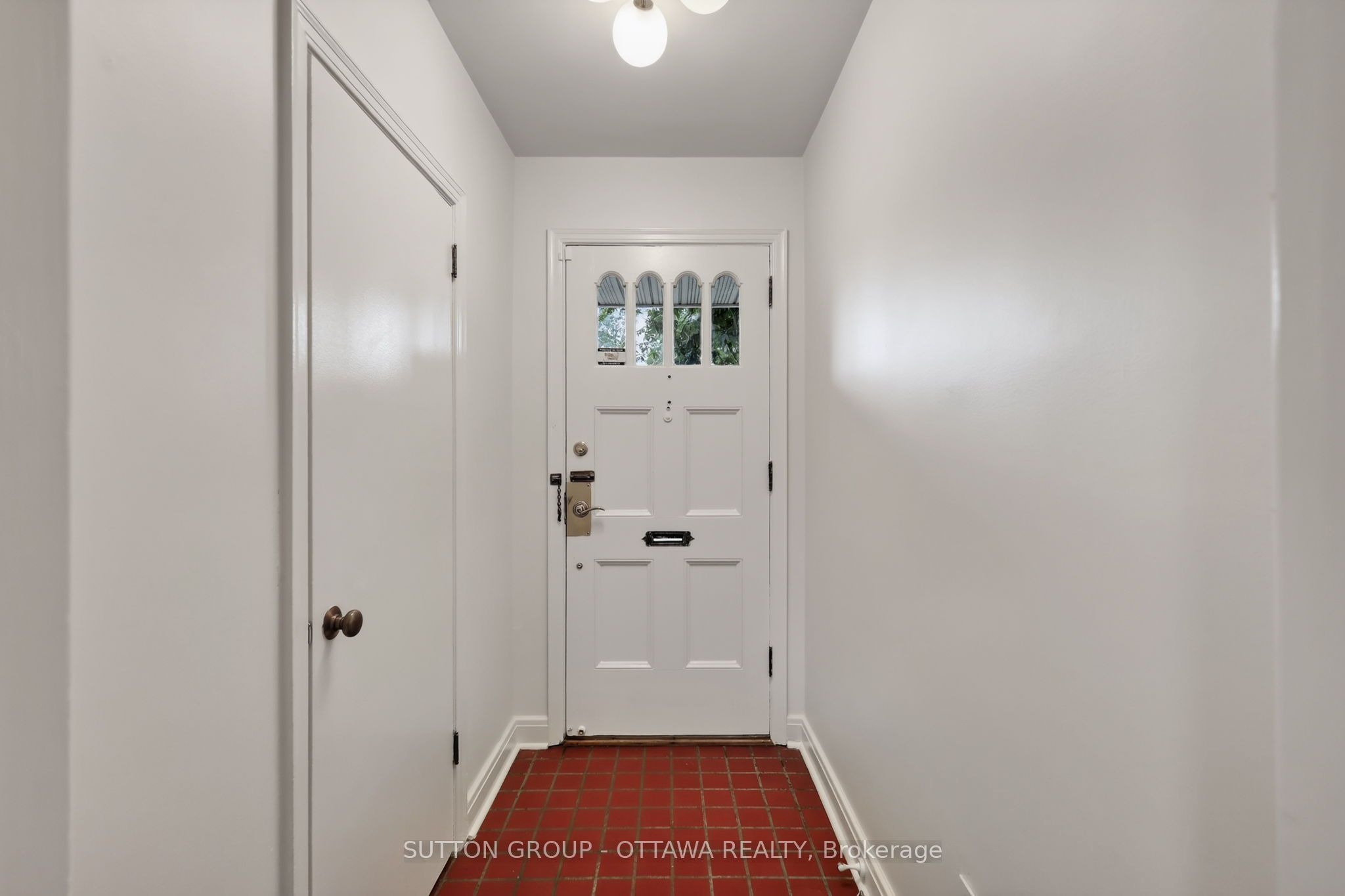 2253 Alta Vista Drive, Alta Vista and Area, ON K1H 7L9 photo 3