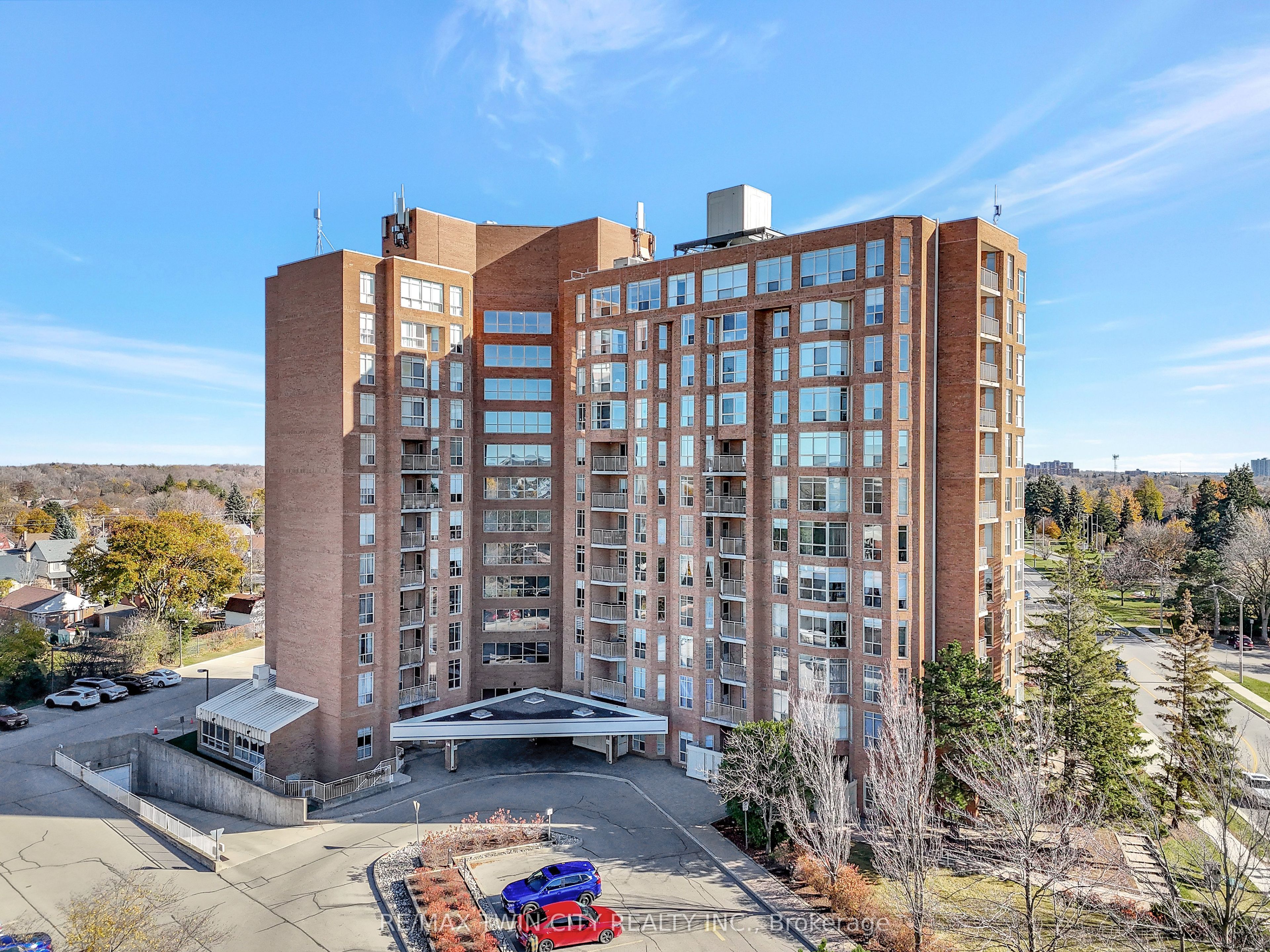 1414 King Street E 703, Kitchener, ON N2G 4T8