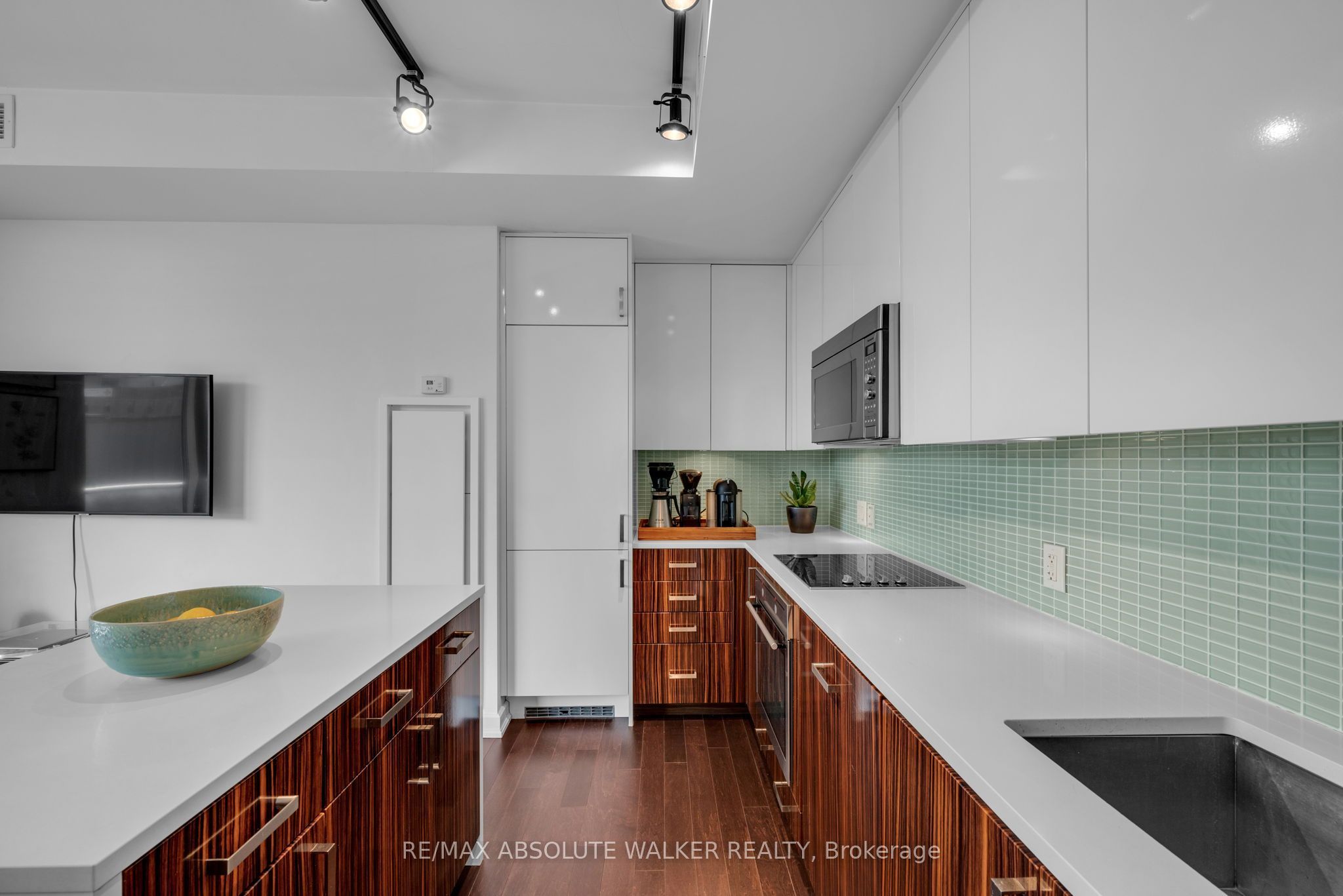 300 Lisgar Street 810, Ottawa Centre, ON K2P 0E2 photo 5