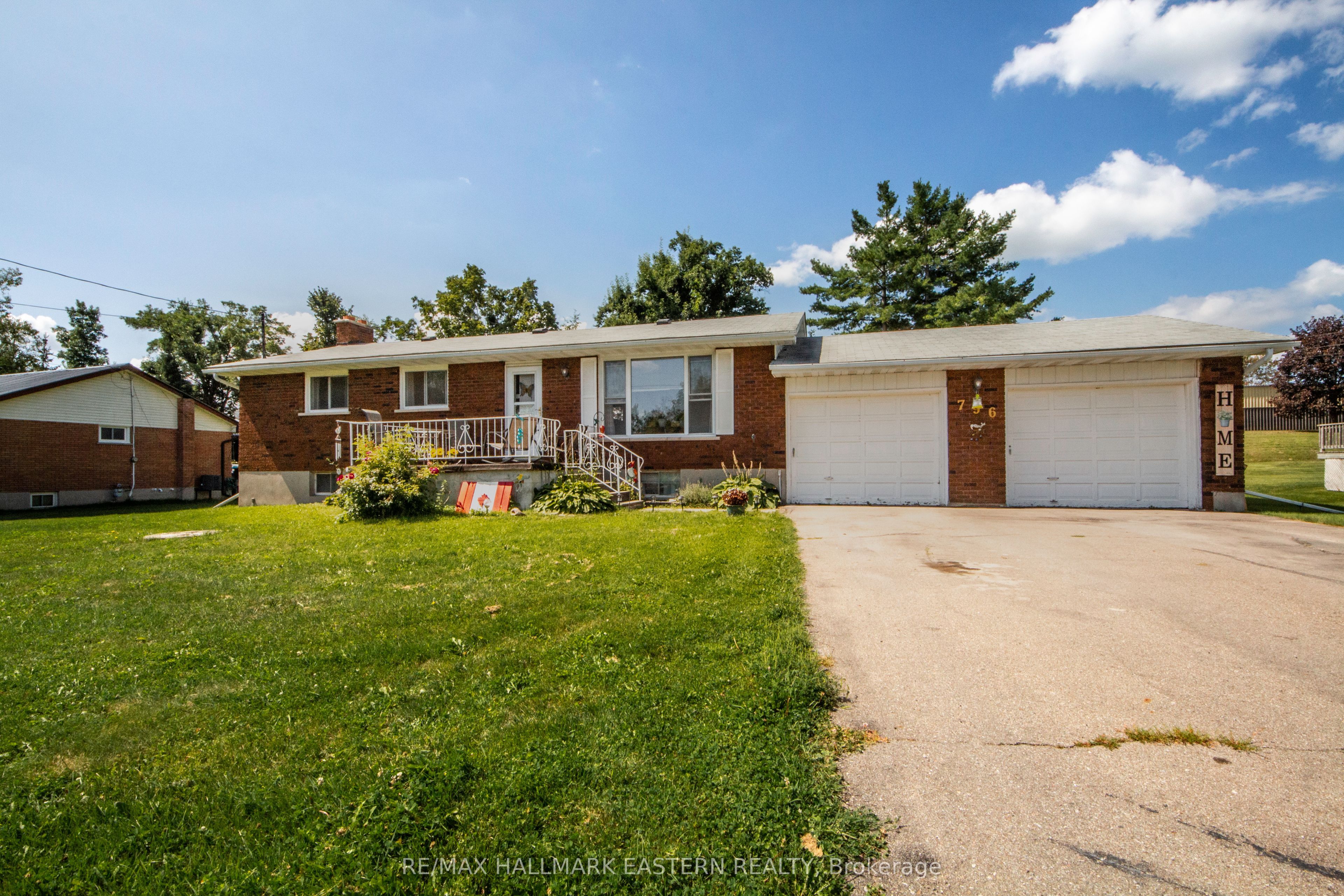 796 Maple Drive, Selwyn, ON K0L 1T0
