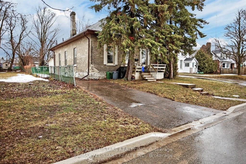 36 Caroline Street, Kawartha Lakes, ON K9V 1T1 photo 4
