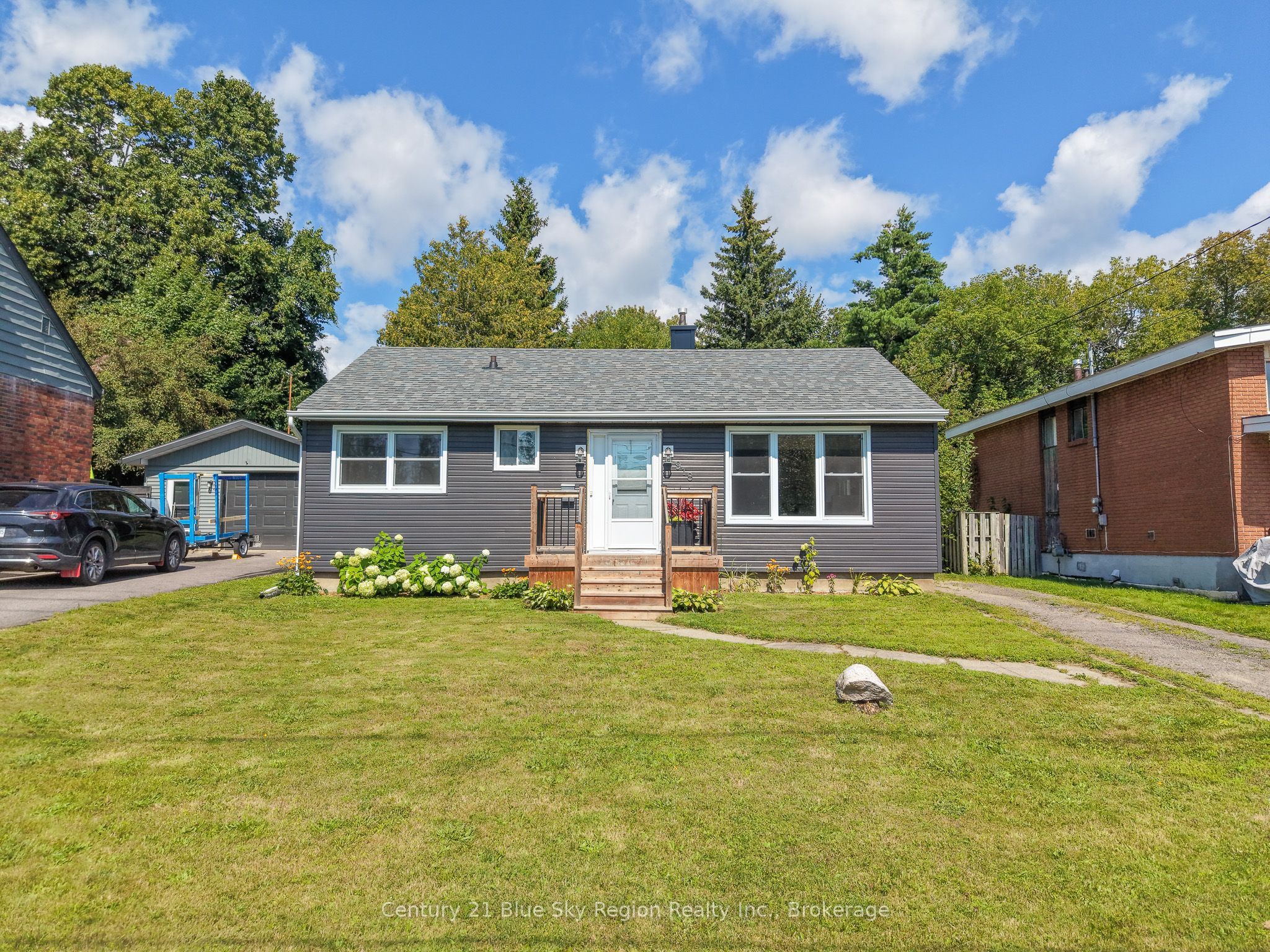 918 COPELAND Street, North Bay, ON P1B 3E4