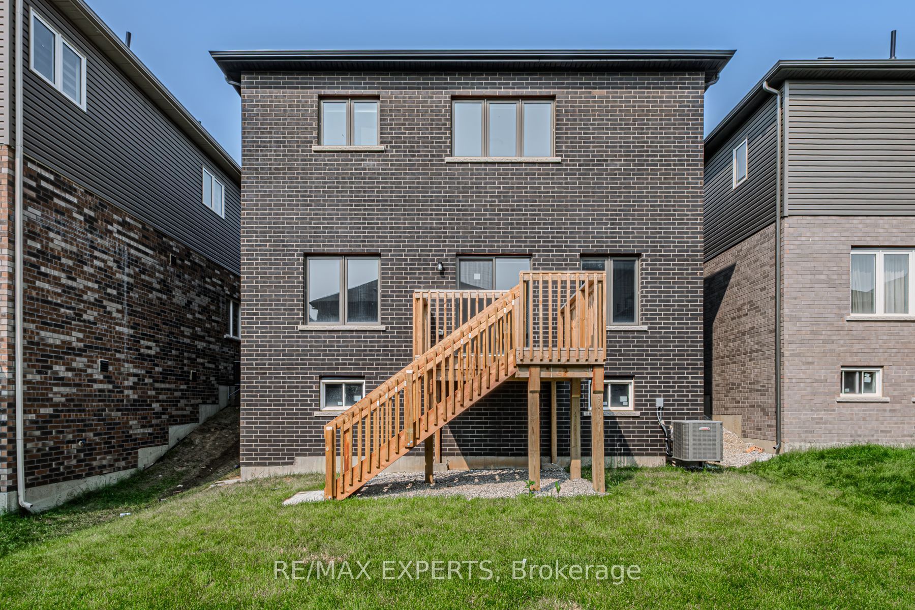 15 Stokes Road, Brant, ON N3L 0L9 photo 5