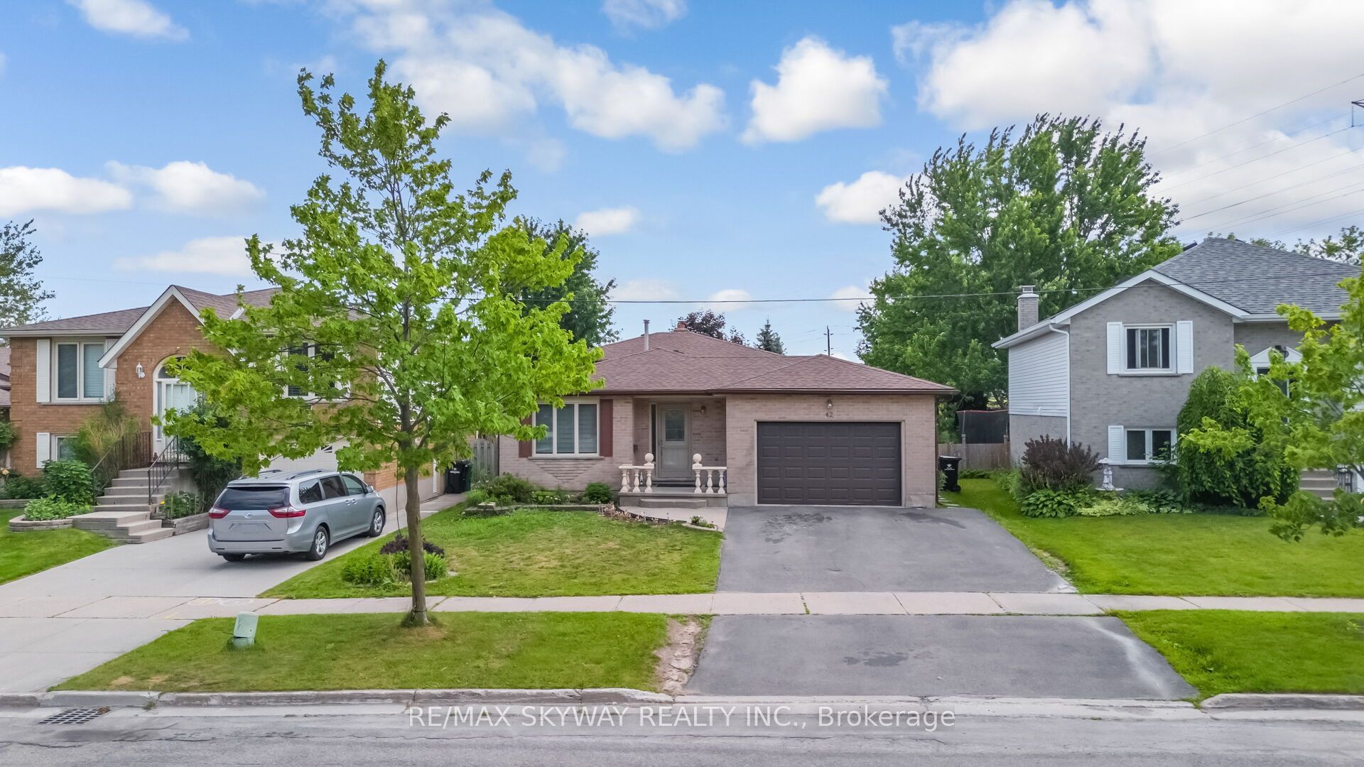42 Newbury Drive, Kitchener, ON N2N 2X6