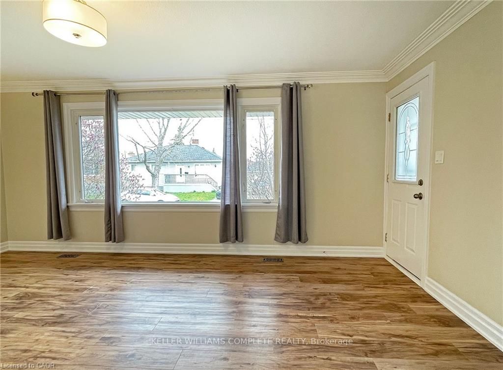 6 Myrtle Avenue Upper, St. Catharines, ON L2M 5W1 photo 5