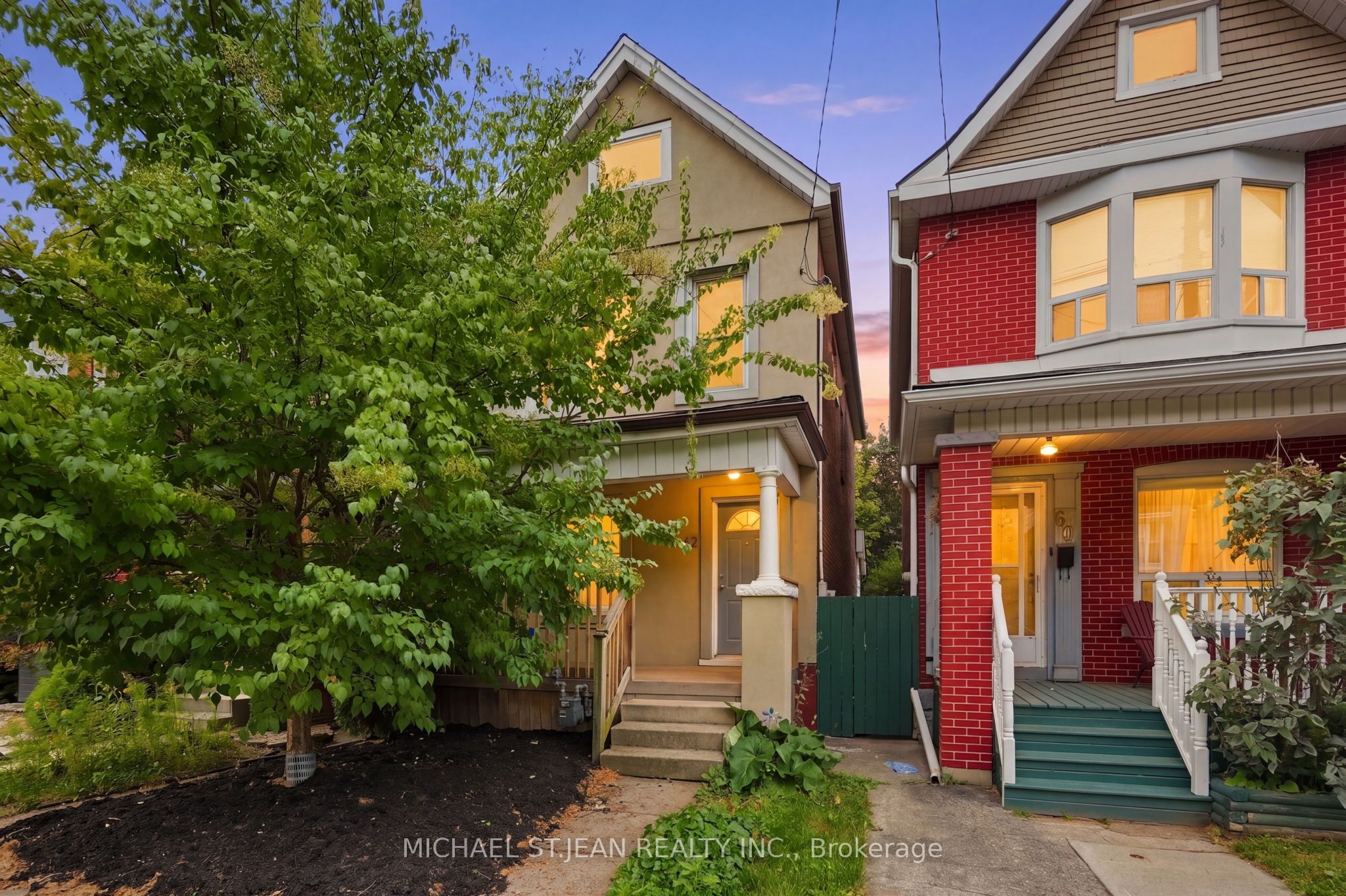 62 Cedar Avenue, Hamilton, ON L8M 3A8