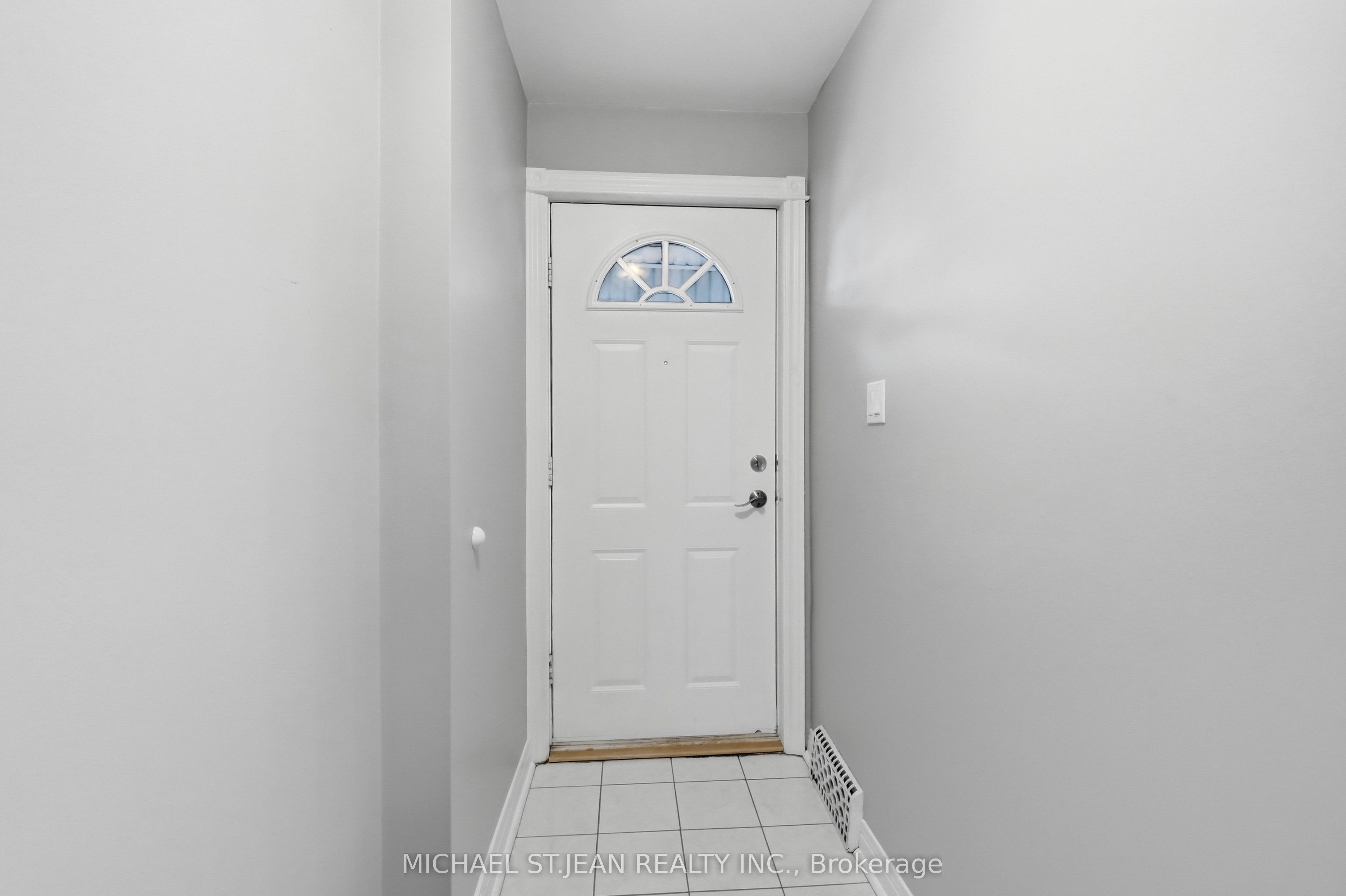 62 Cedar Avenue, Hamilton, ON L8M 3A8 photo 3