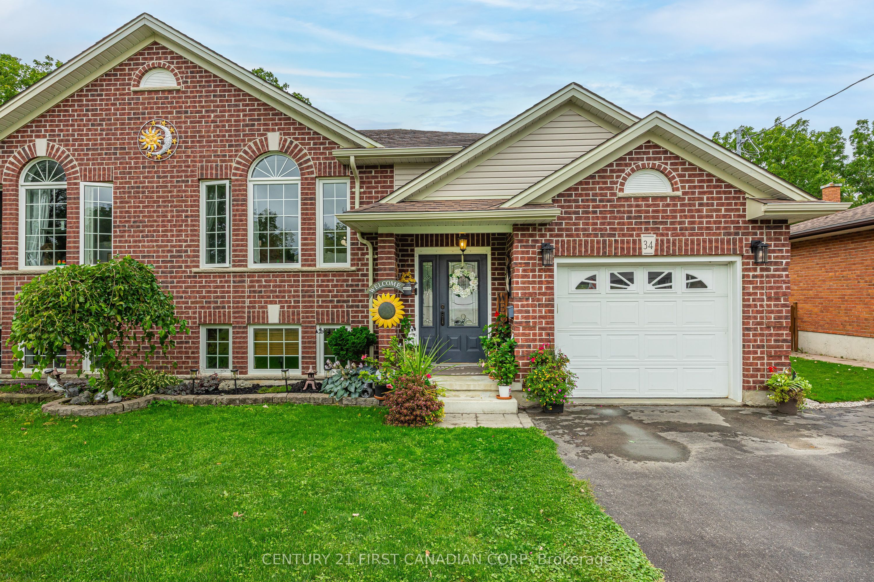 34 Brock Street, St. Thomas, ON N5P 2B2 photo 2
