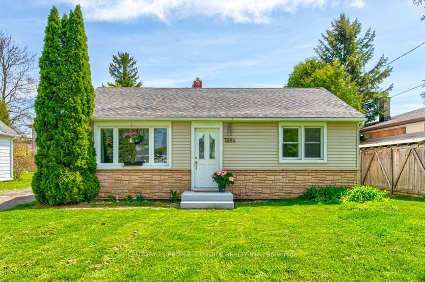 7684 Badger Road, Niagara Falls, ON L2H 1H9