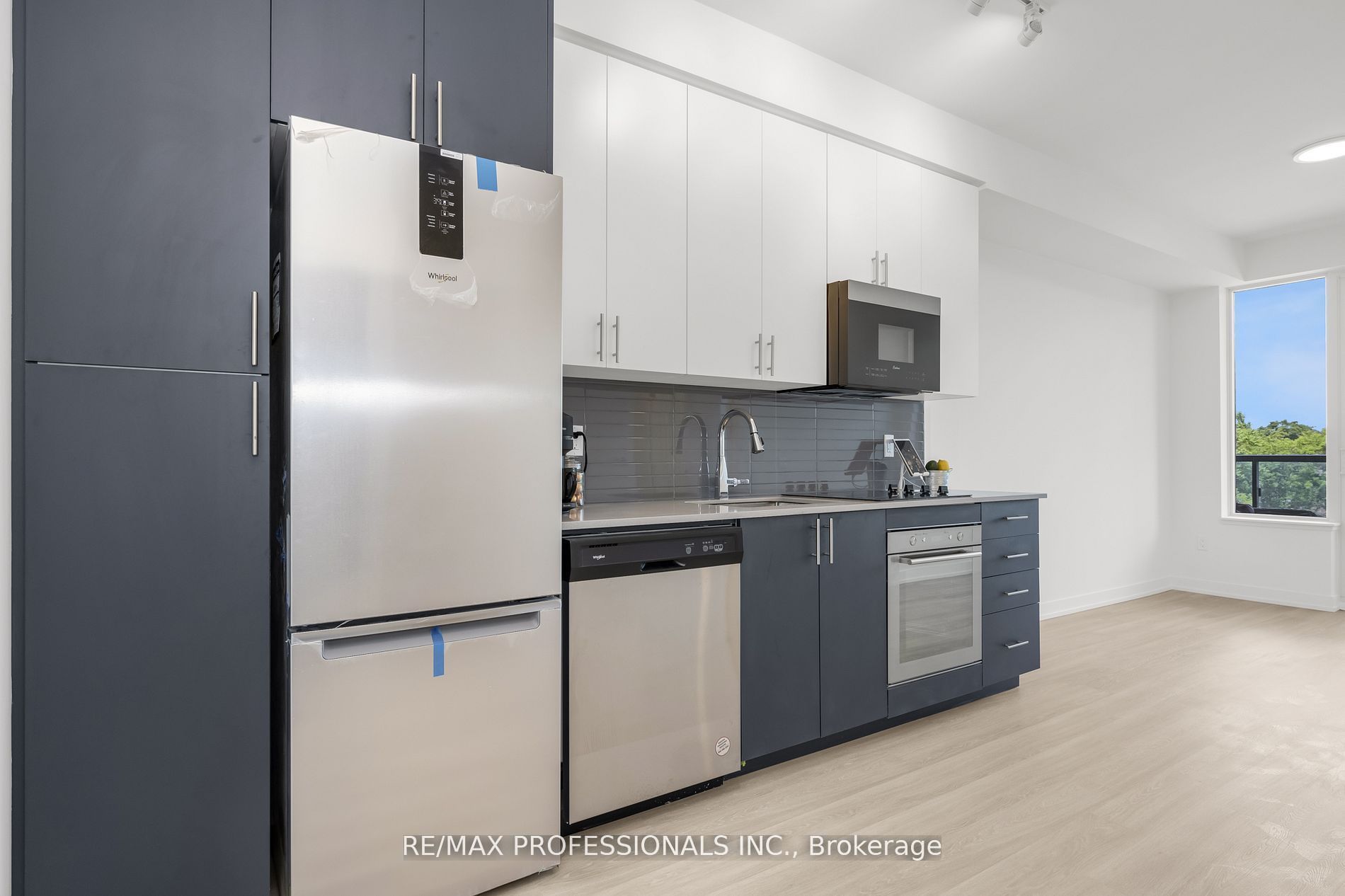 415 Main Street W 411, Hamilton, ON L8P 0C9 photo 5