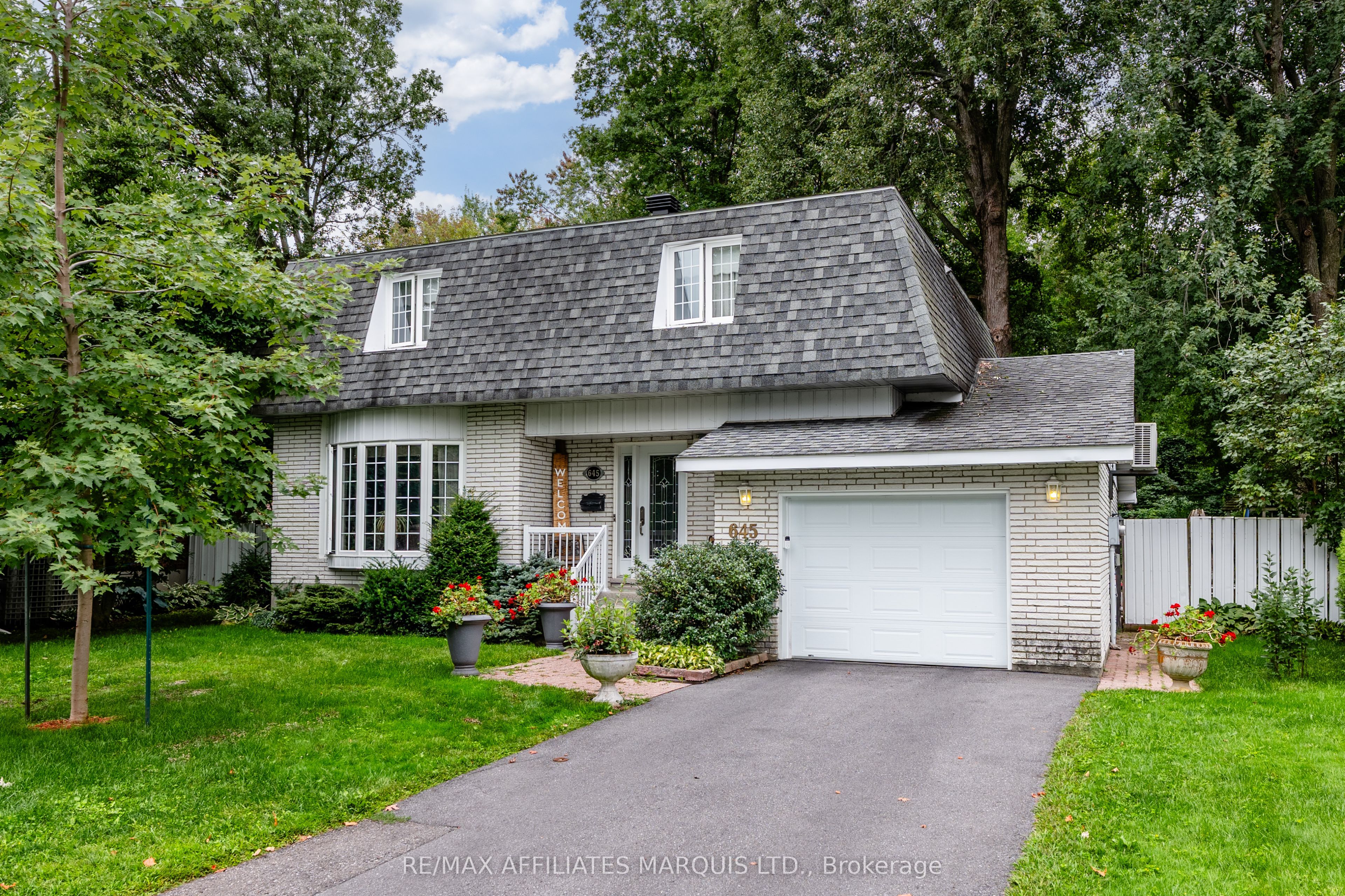 645 Dundas Crescent, Cornwall, ON K6H 6L1