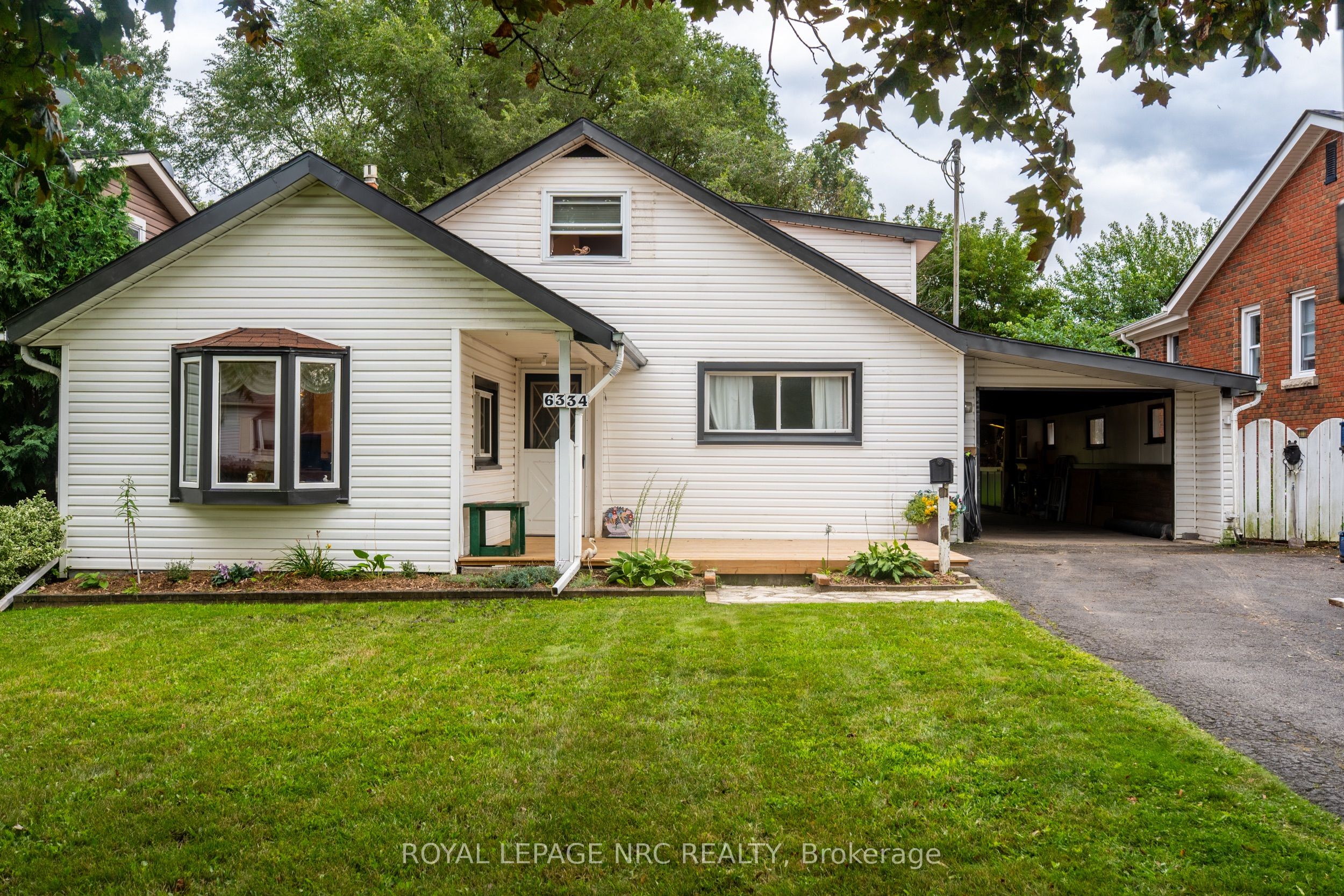 6334 Frederica Street, Niagara Falls, ON L2G 1C4 photo 2