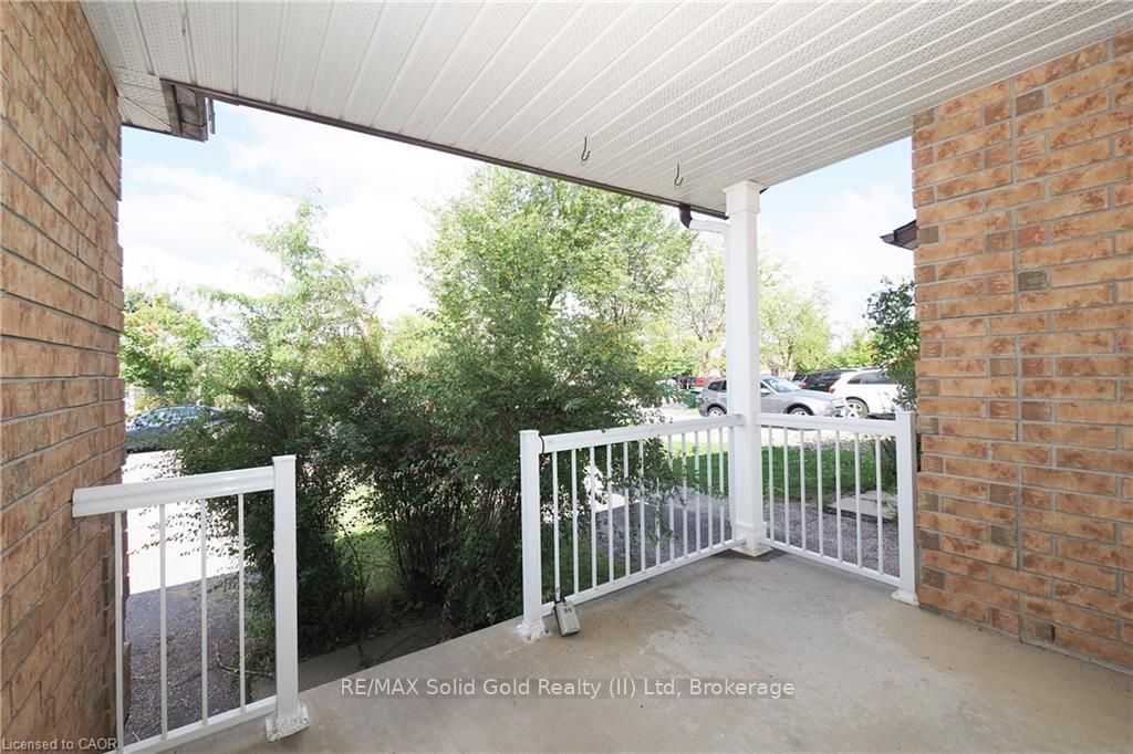 776 Paris Boulevard, Waterloo, ON N2T 2Y1 photo 5