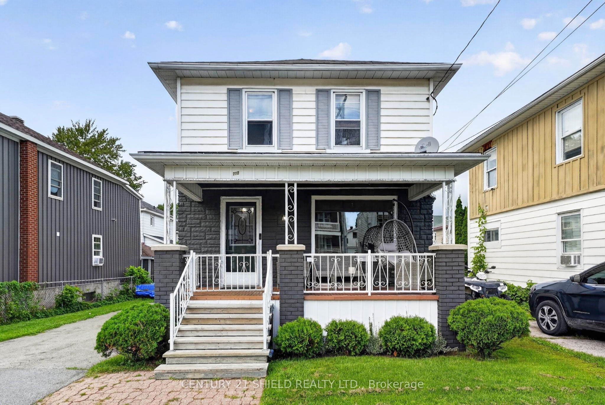 712 First Street E, Cornwall, ON K6H 1M4 photo 4