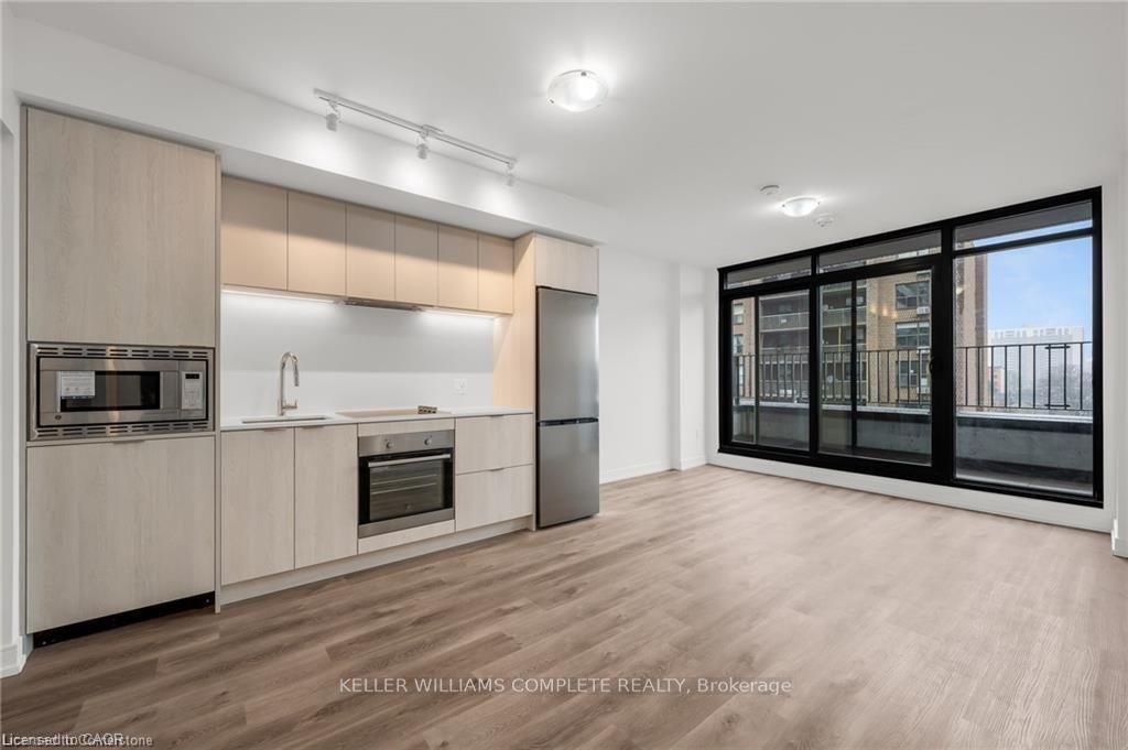 1 Jarvis Street 526, Hamilton, ON L8L 2H7 photo 4