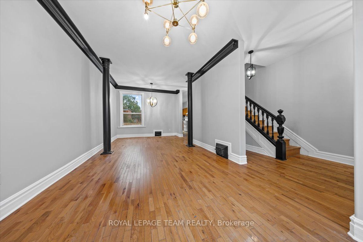 134 Elm Street, West Centre Town, ON K1R 6N5 photo 3