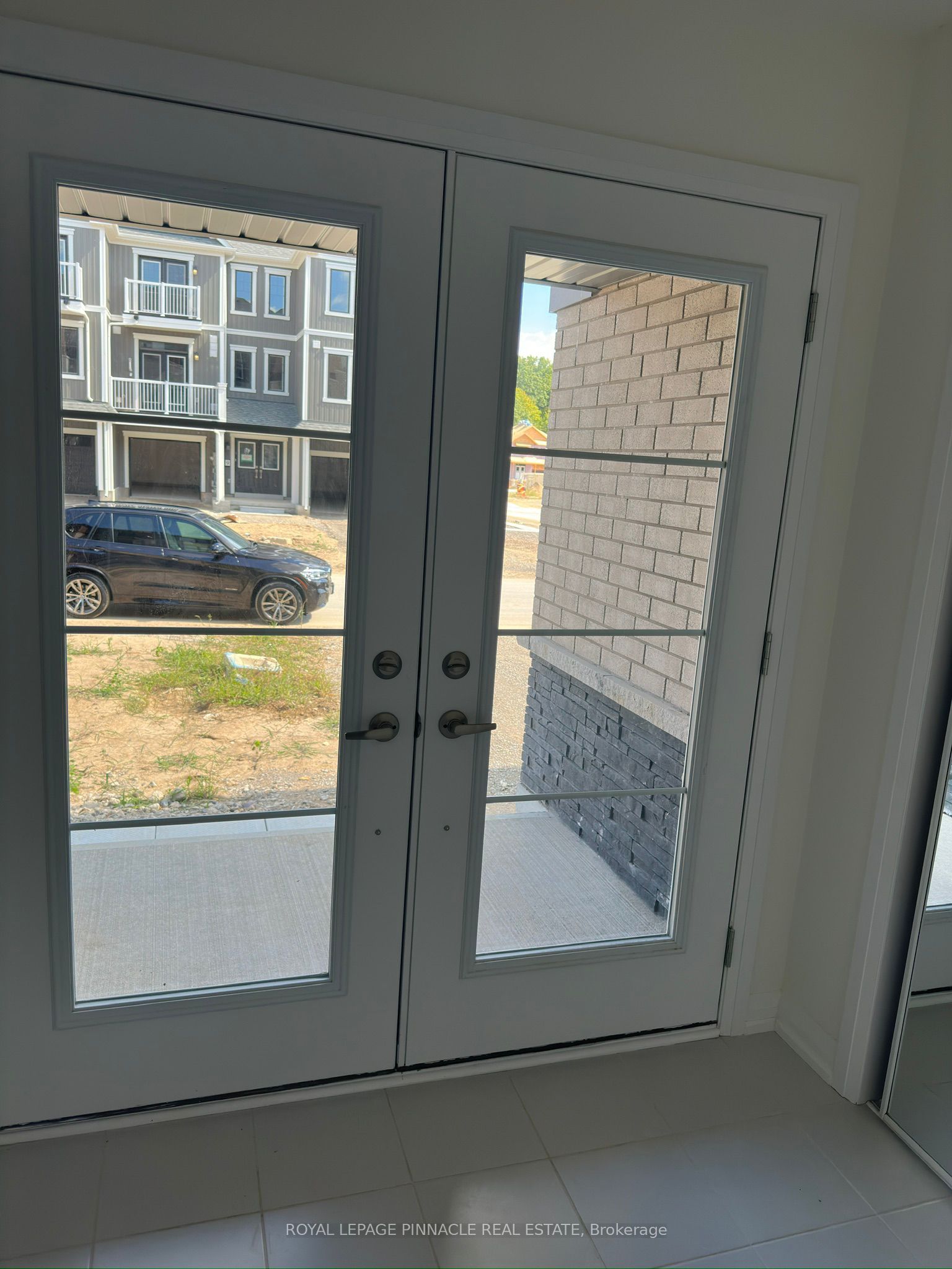 12 Kensington Road, Haldimand, ON N3W 0J9 photo 5