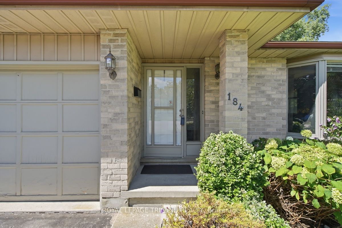 184 Chesham Place, London North, ON N6G 3T7 photo 2