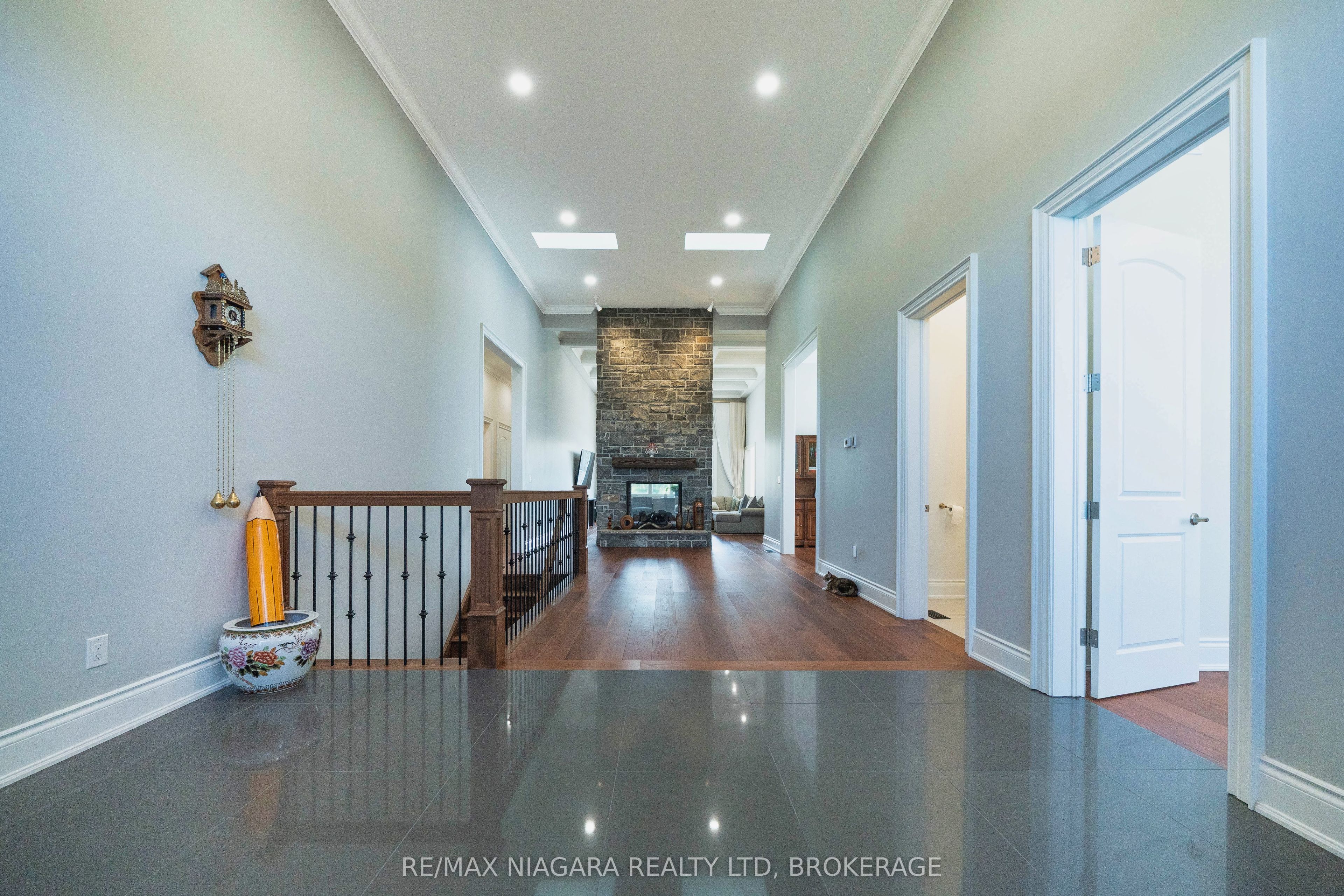 327 Queenston Road, Niagara-on-the-Lake, ON L0S 1J0 photo 5