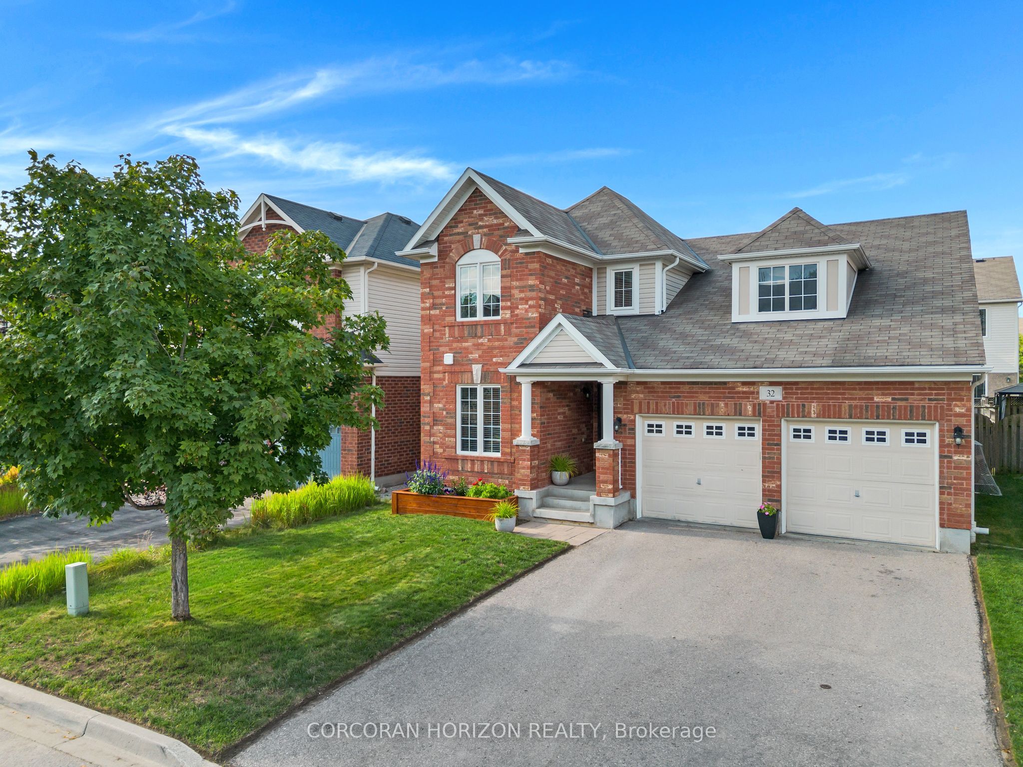 32 Chase Crescent, Cambridge, ON N3C 0C5